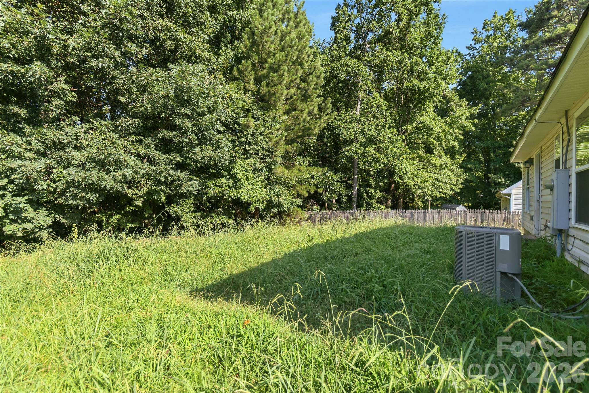 6421 Elgywood Lane — Charlotte