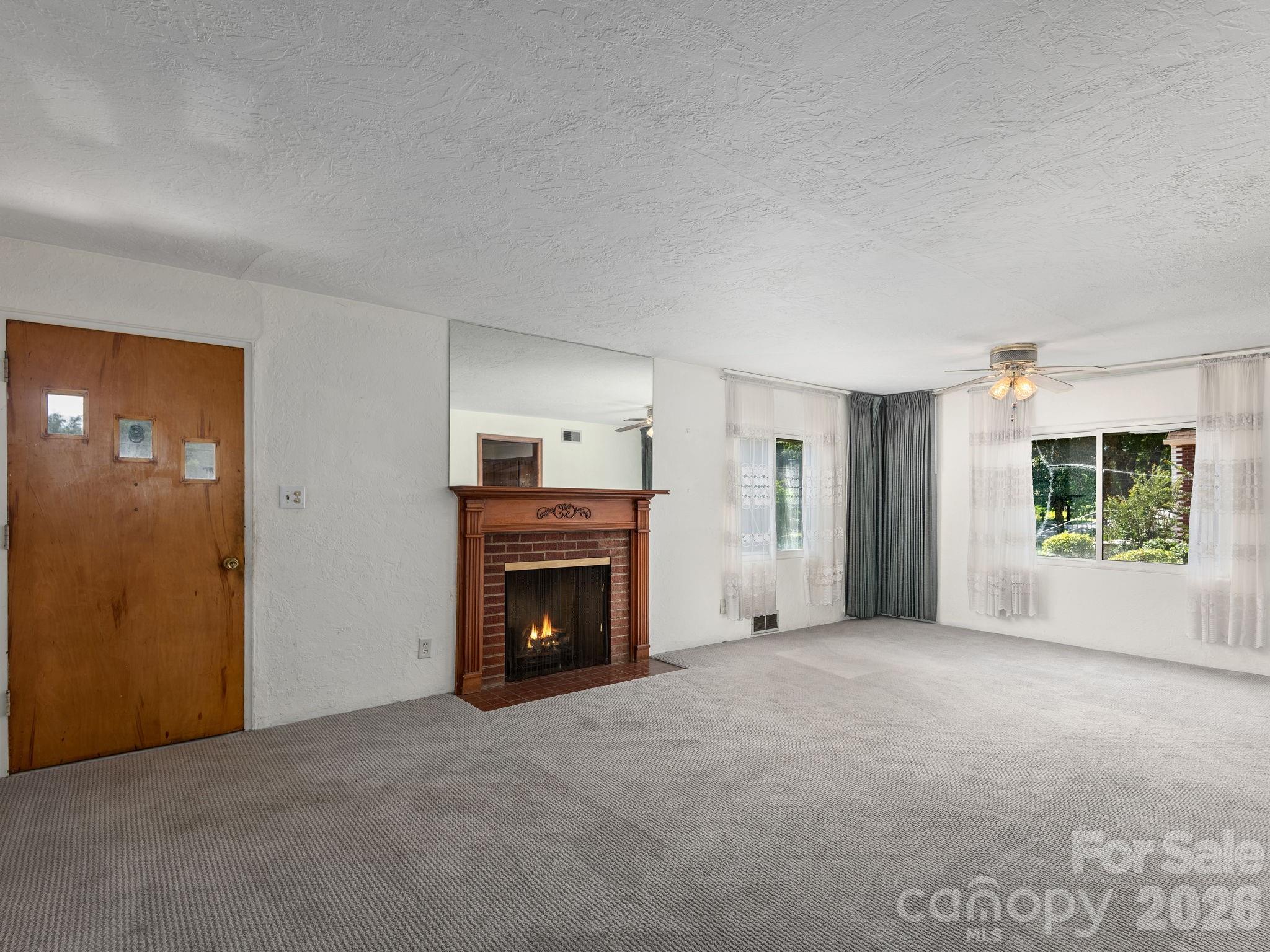 44 Bear Creek Road — Asheville