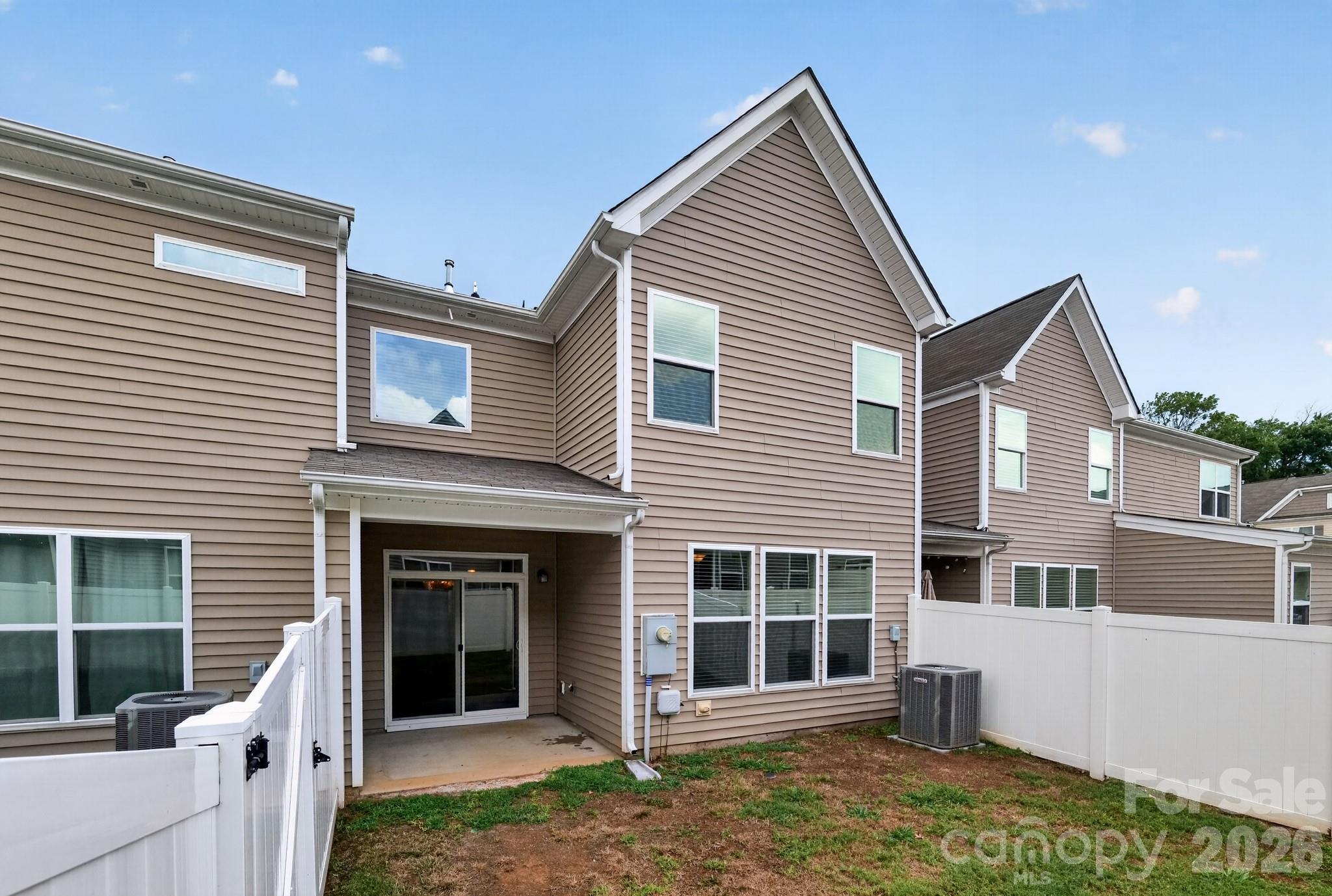 14943 Savannah Hall Drive — Charlotte