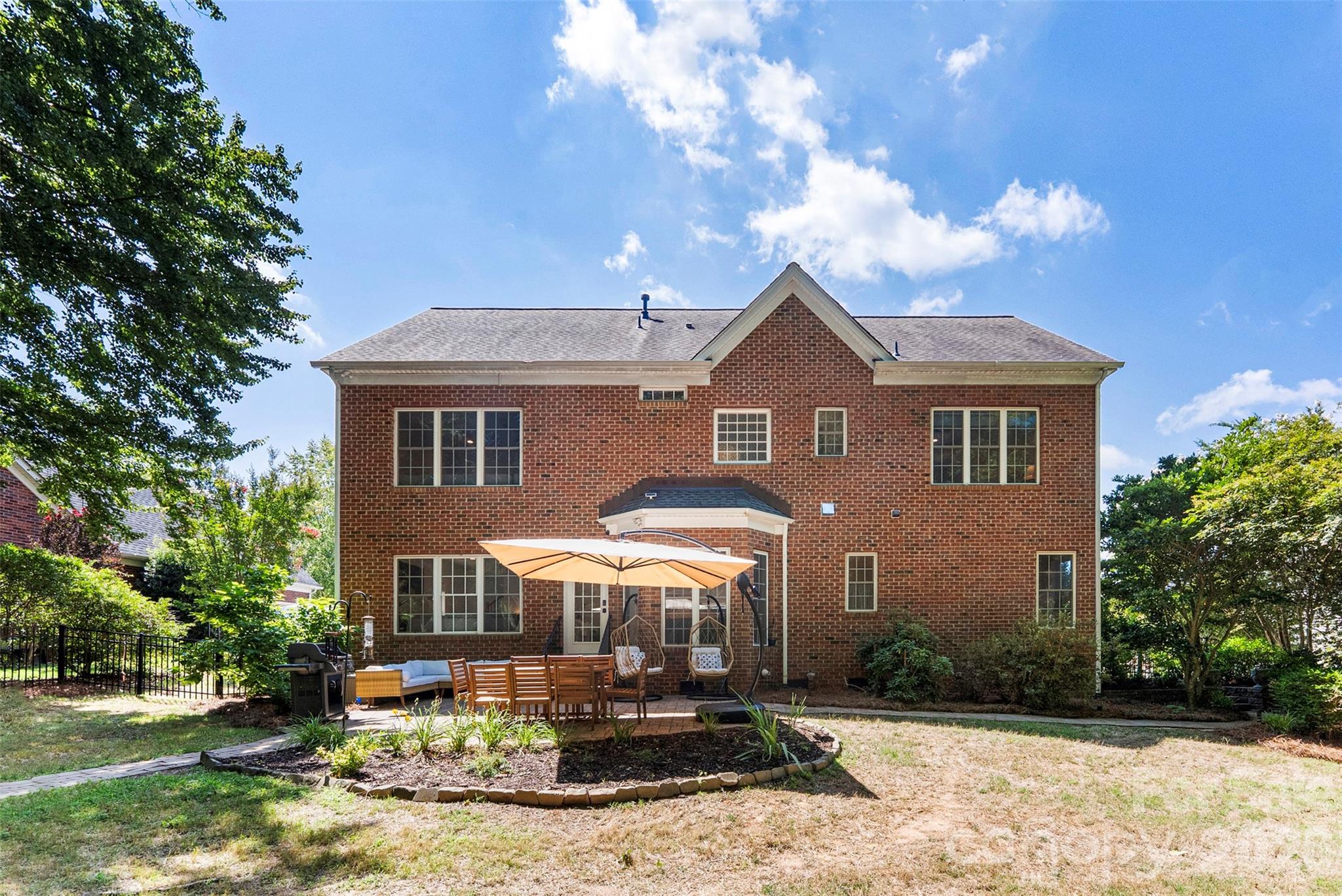 4066 Belle Meade Circle — Belmont
