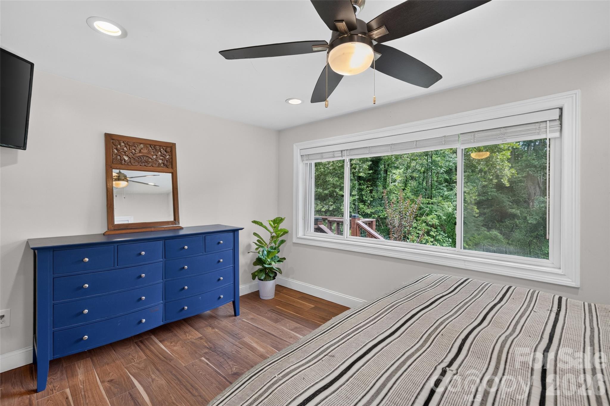 3882 New Leicester Highway — Leicester