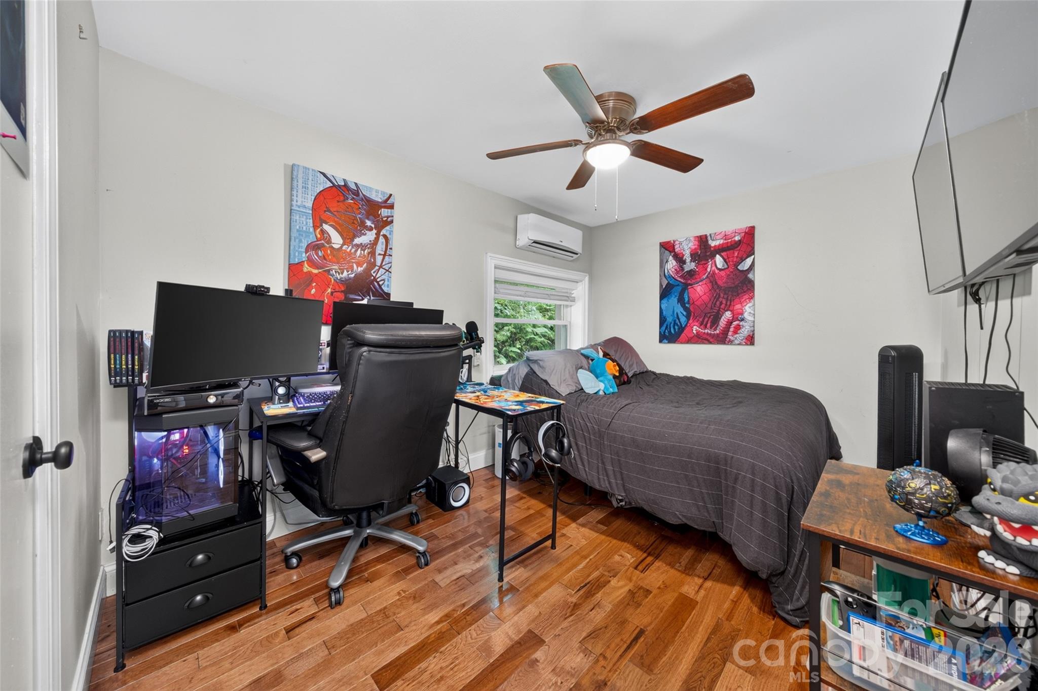 3882 New Leicester Highway — Leicester
