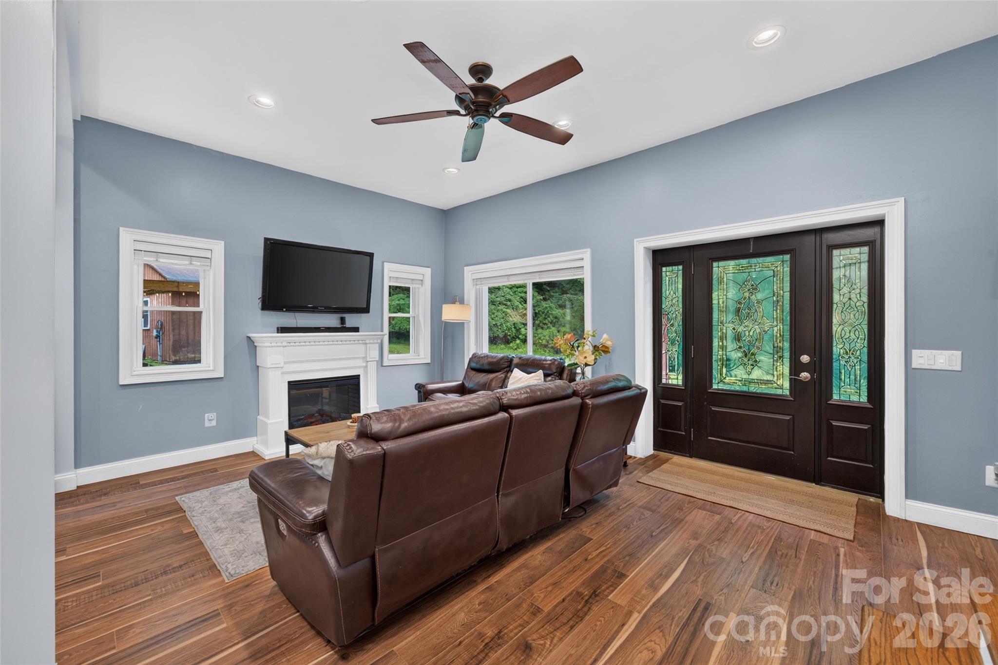3882 New Leicester Highway — Leicester