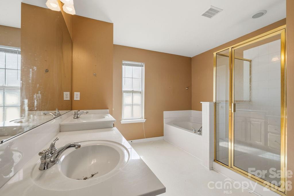 7424 Hannah Alexander Lane — Charlotte