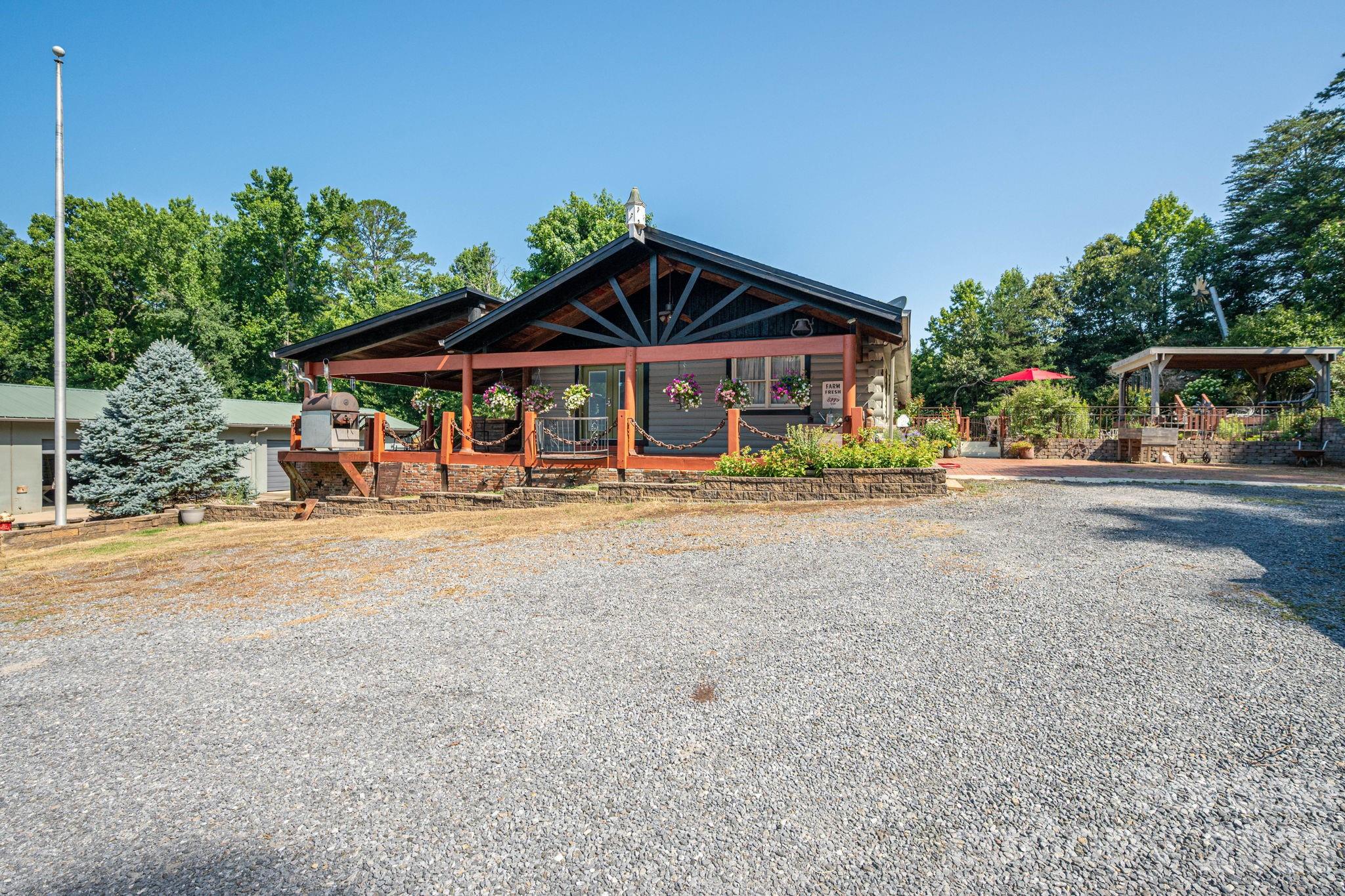 120 Wiggins Lane — Kings Mountain