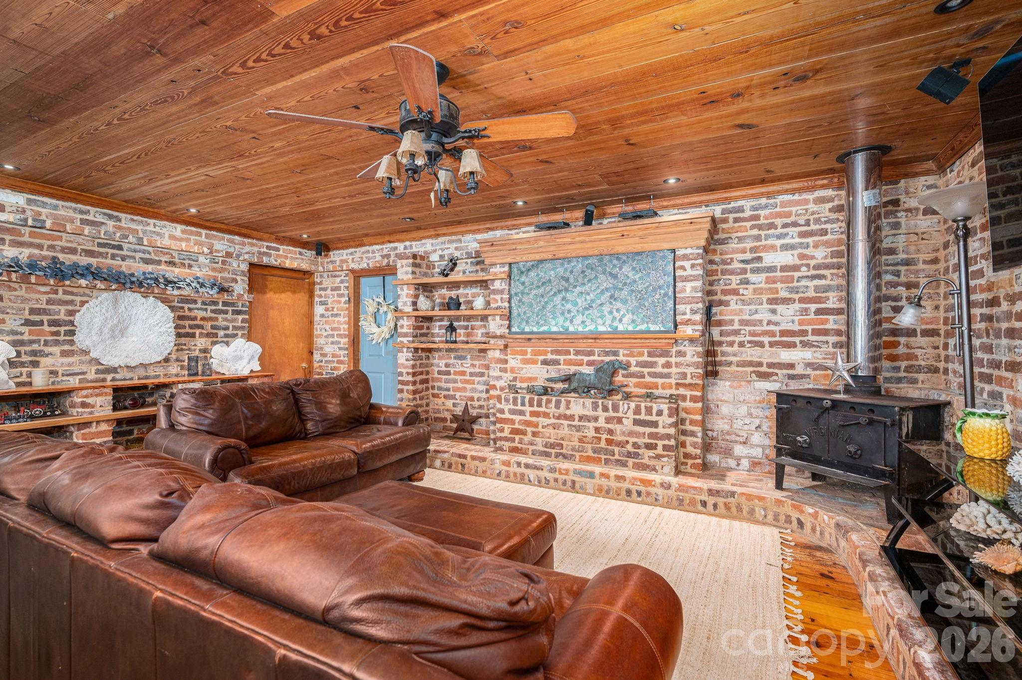 120 Wiggins Lane — Kings Mountain