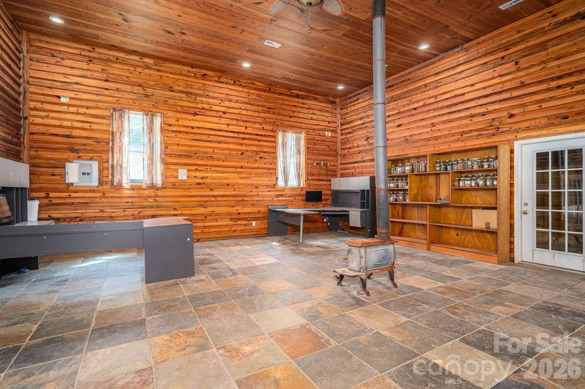 120 Wiggins Lane — Kings Mountain