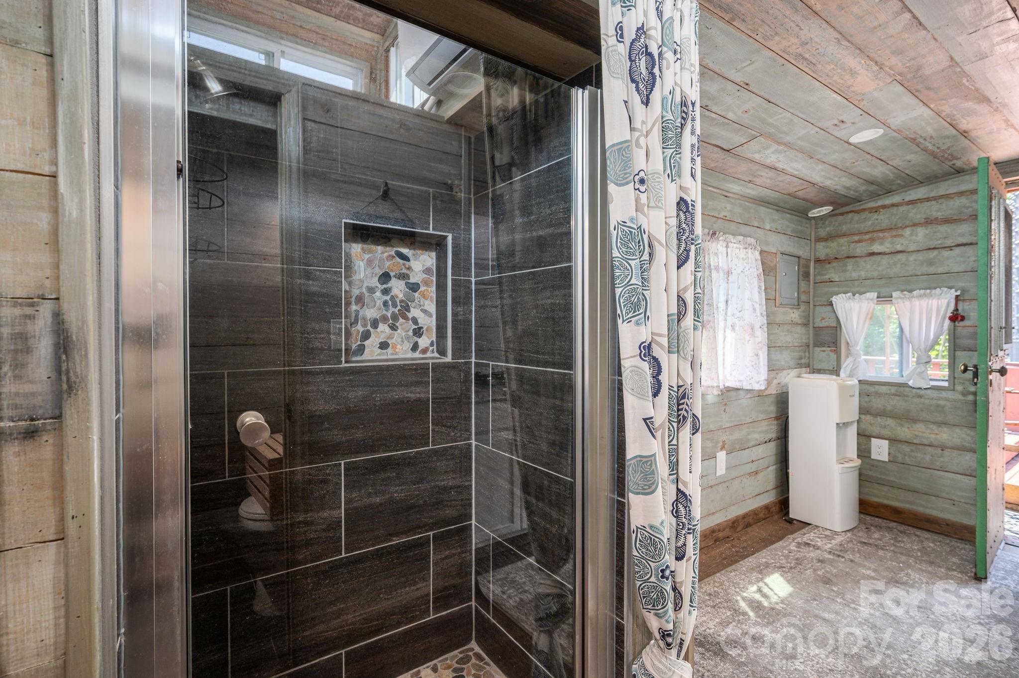 120 Wiggins Lane — Kings Mountain