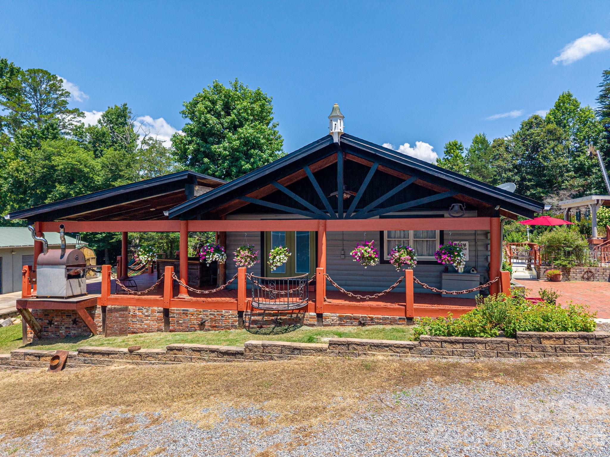 120 Wiggins Lane — Kings Mountain