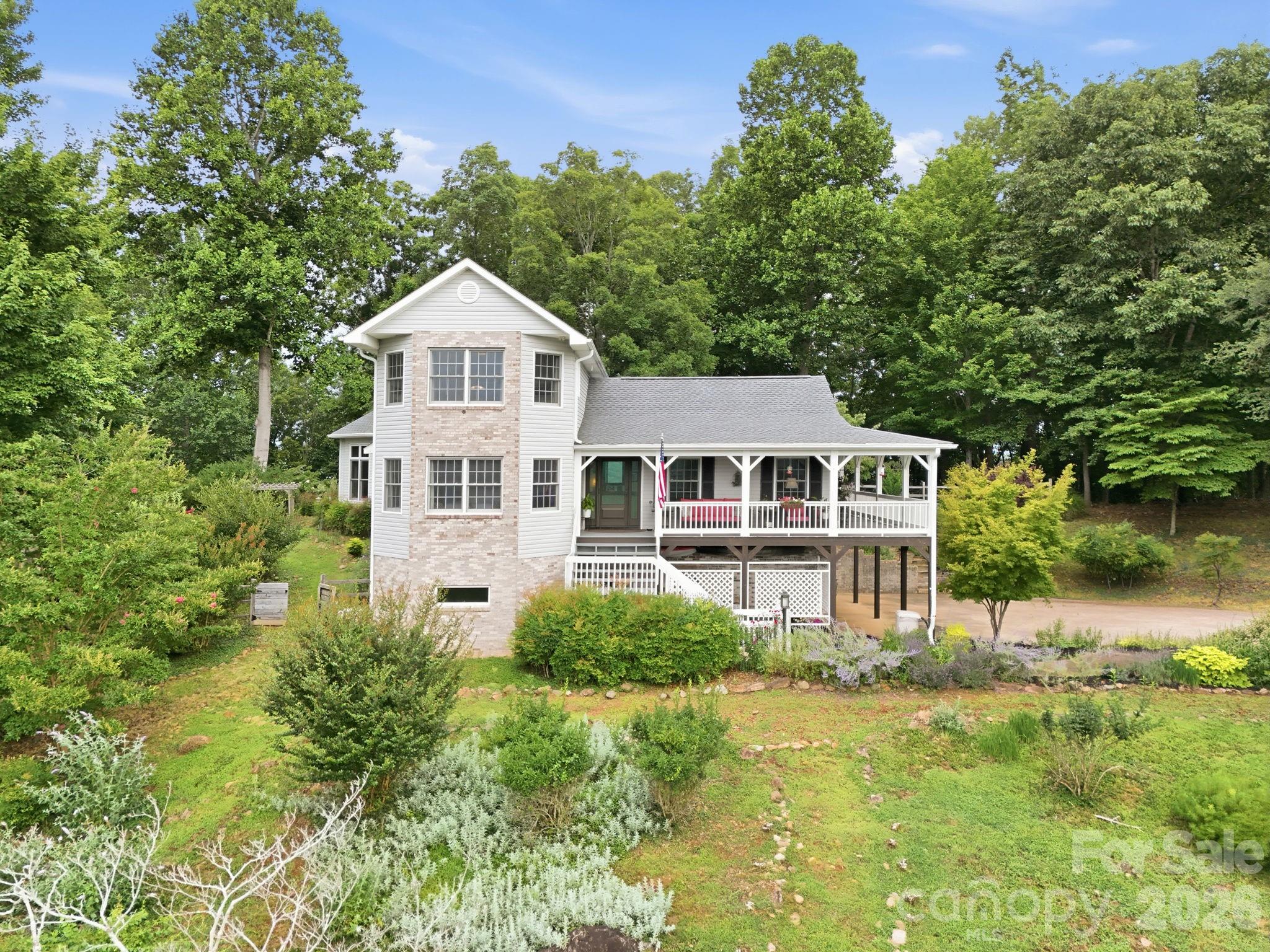 241 Alta Vista Drive — Candler