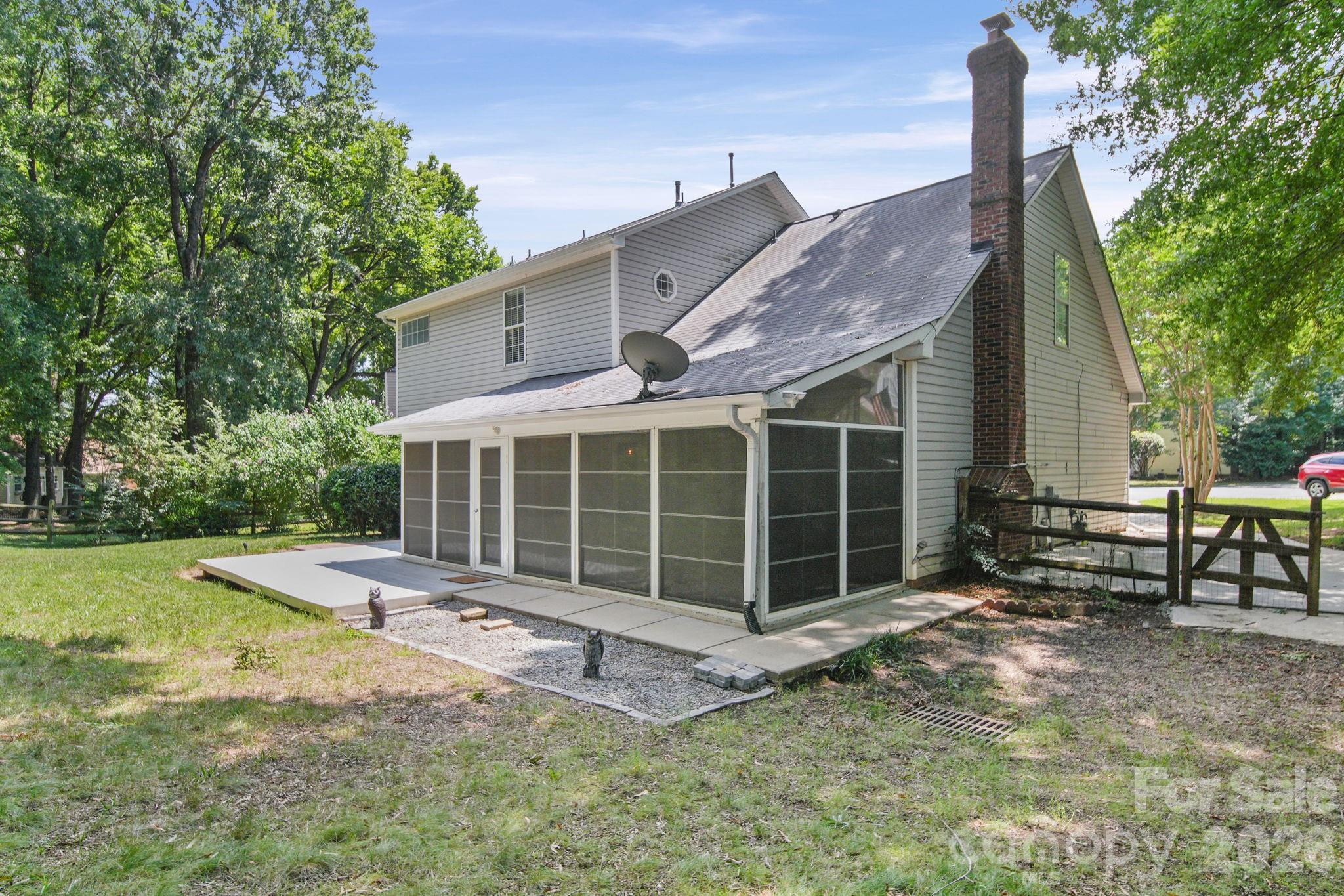 9136 Whittel Place — Charlotte