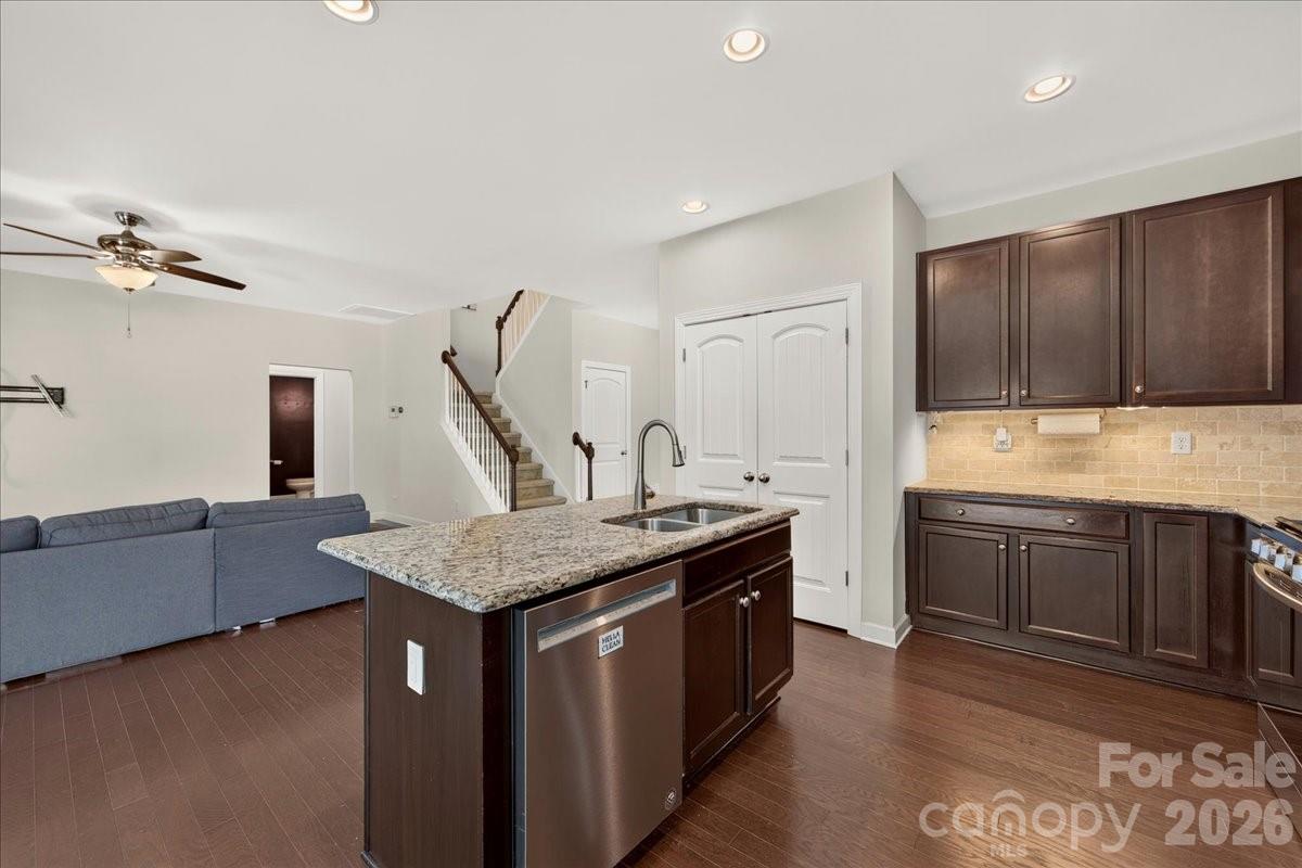 11803 Eversfield Lane — Charlotte