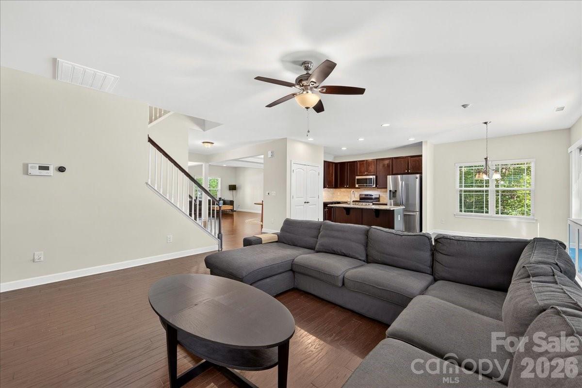 11803 Eversfield Lane — Charlotte