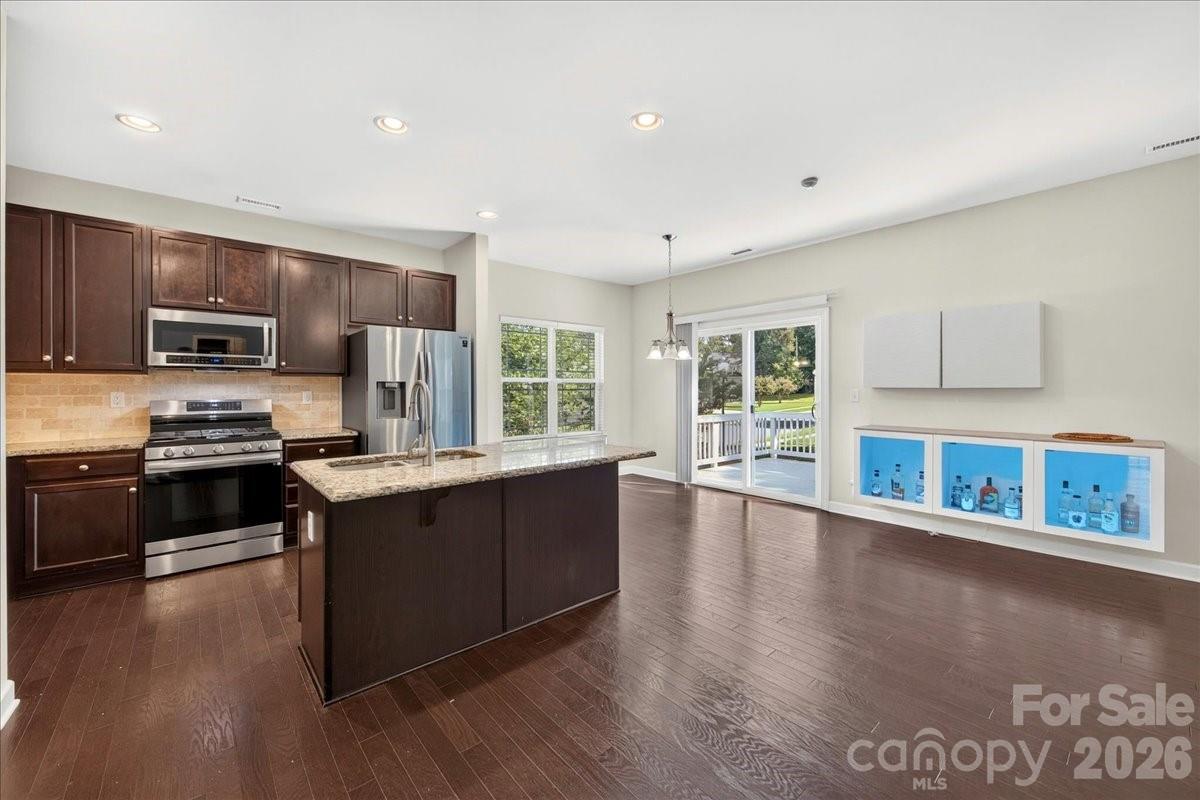 11803 Eversfield Lane — Charlotte