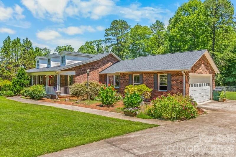 3800 Cauble Road — Salisbury
