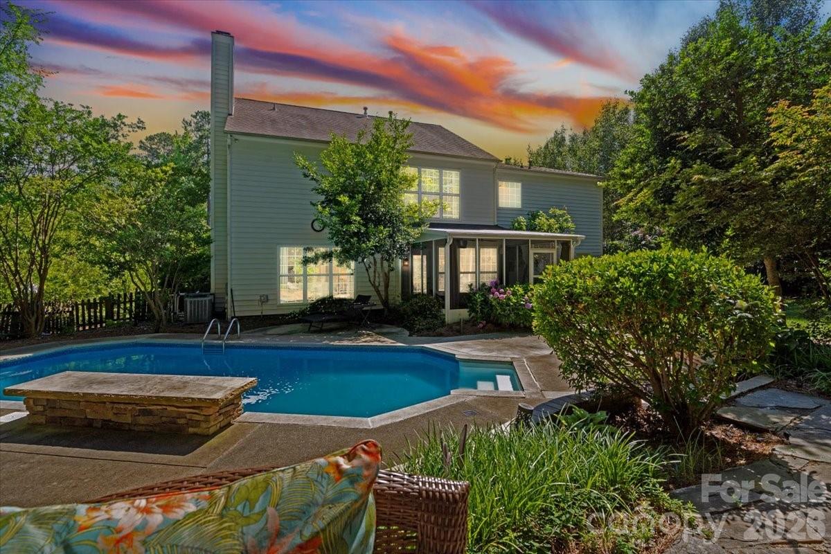 10701 Pomerane Place — Charlotte
