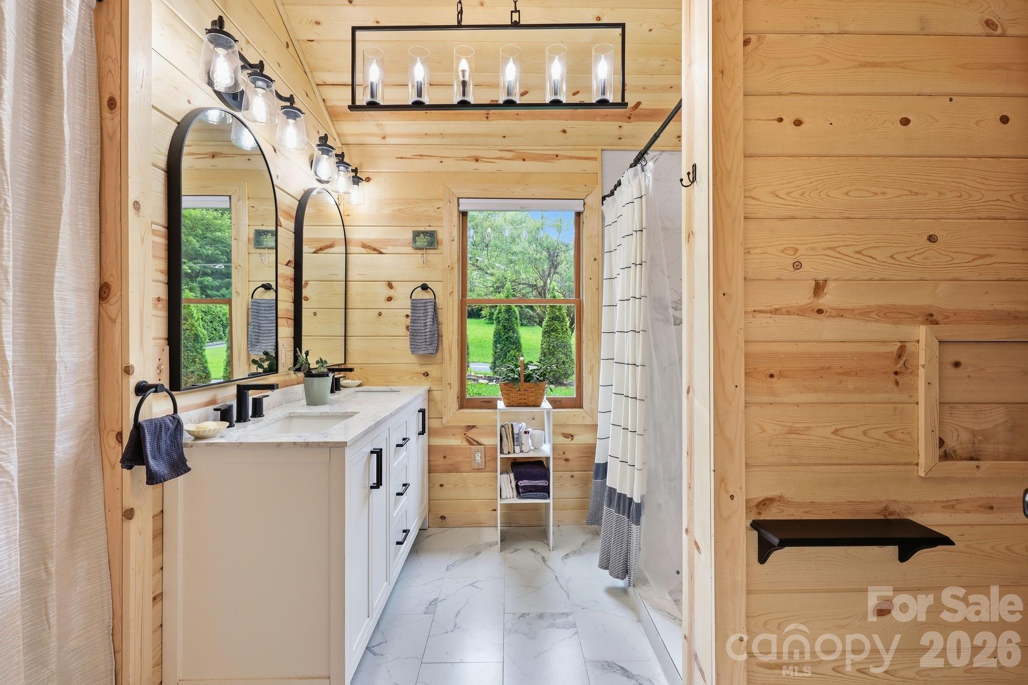 313 Walker Road — Waynesville