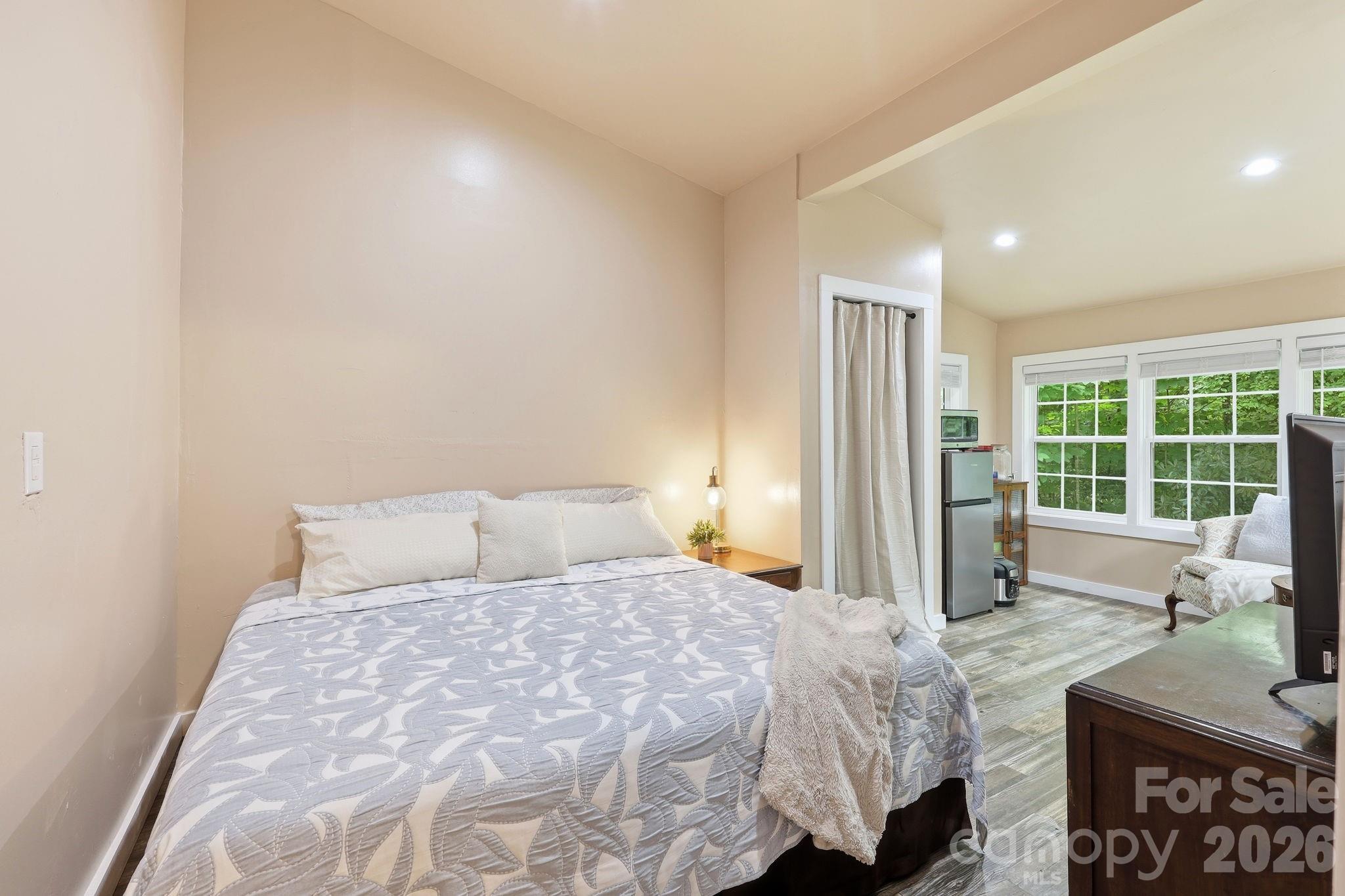 313 Walker Road — Waynesville