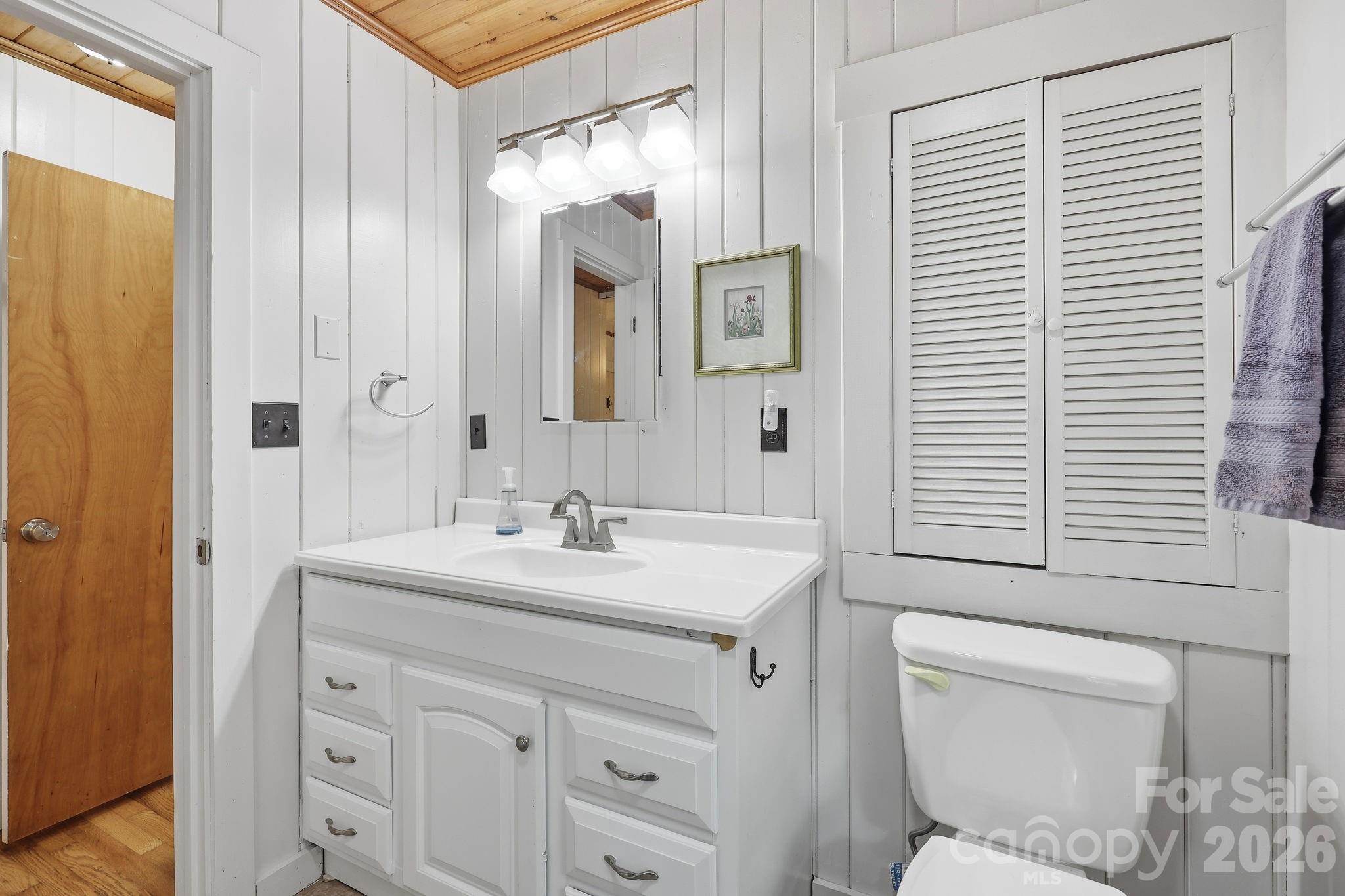 313 Walker Road — Waynesville