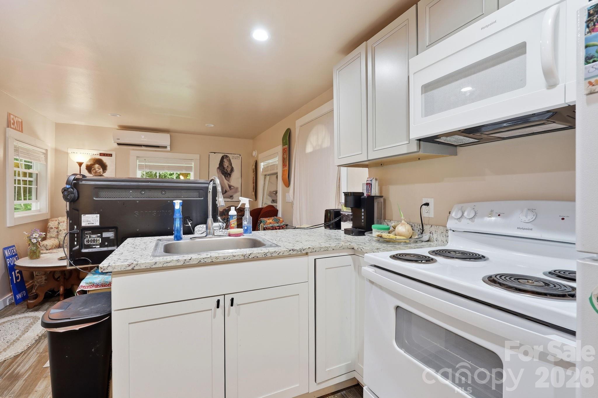 313 Walker Road — Waynesville