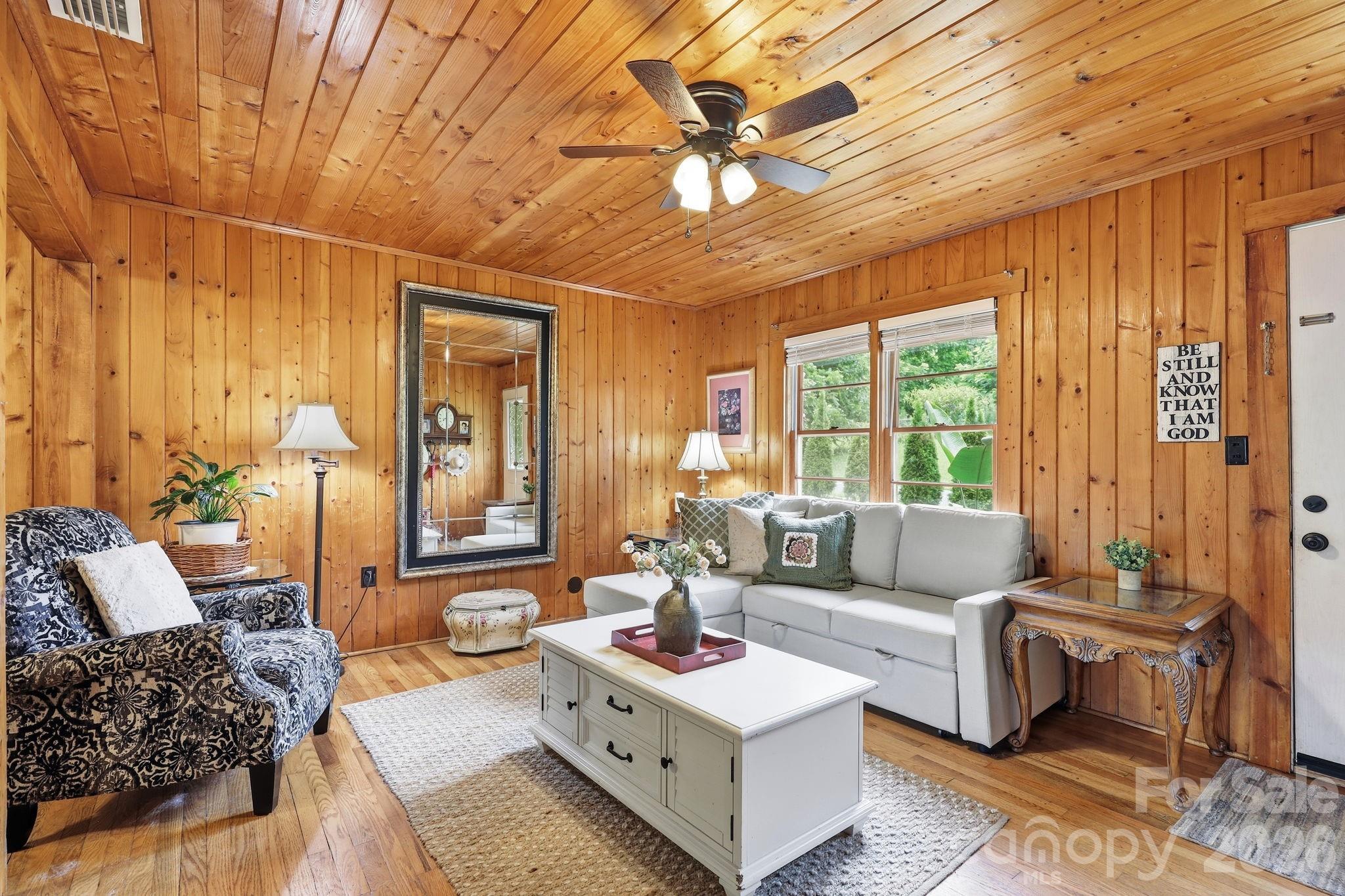 313 Walker Road — Waynesville