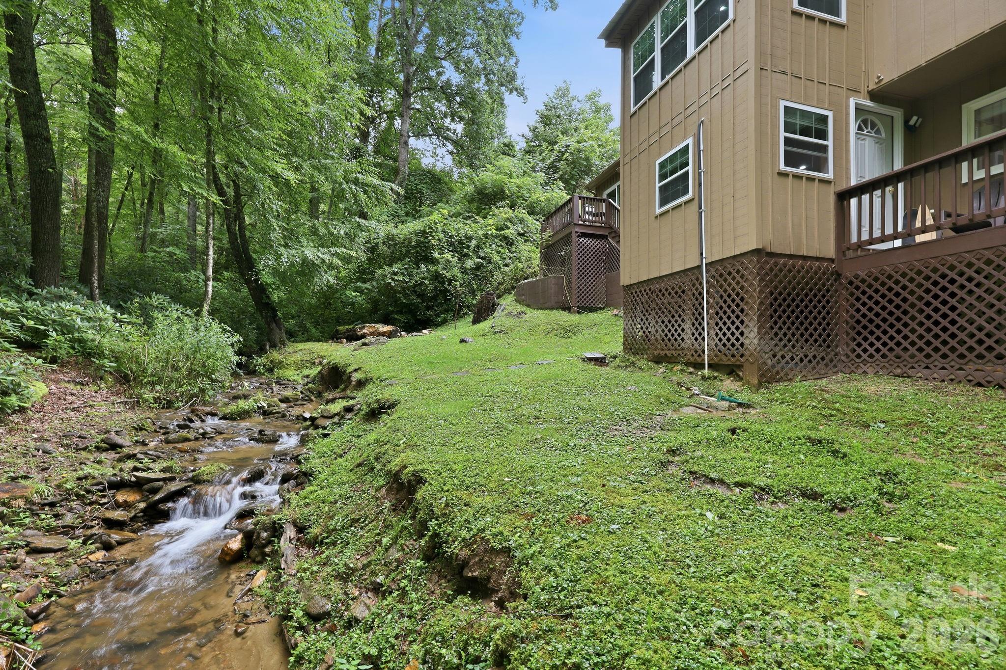 313 Walker Road — Waynesville
