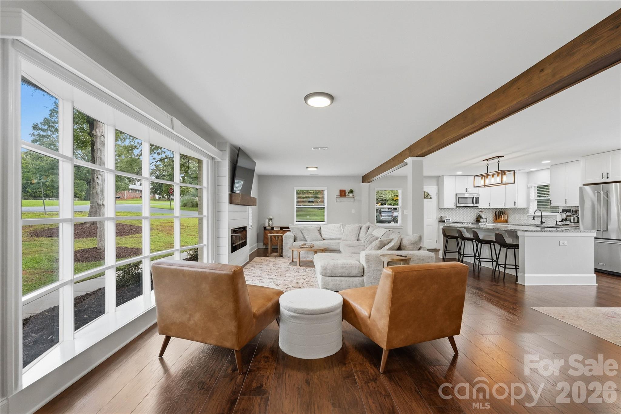 1301 Manchester Lane — Charlotte