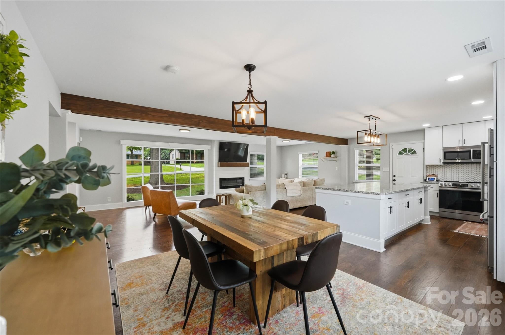 1301 Manchester Lane — Charlotte