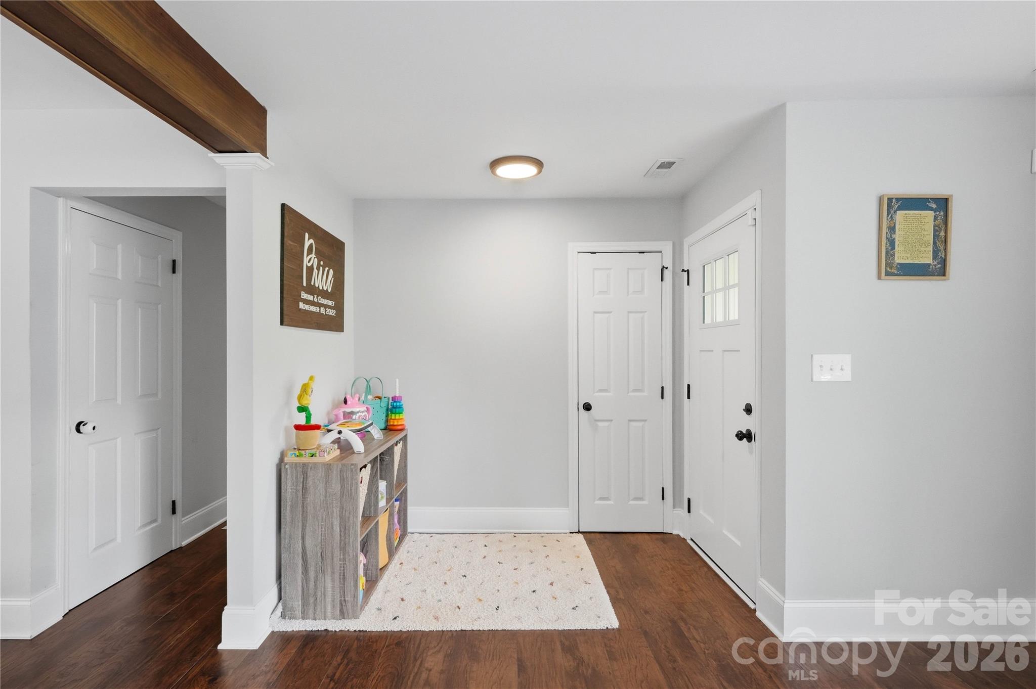 1301 Manchester Lane — Charlotte