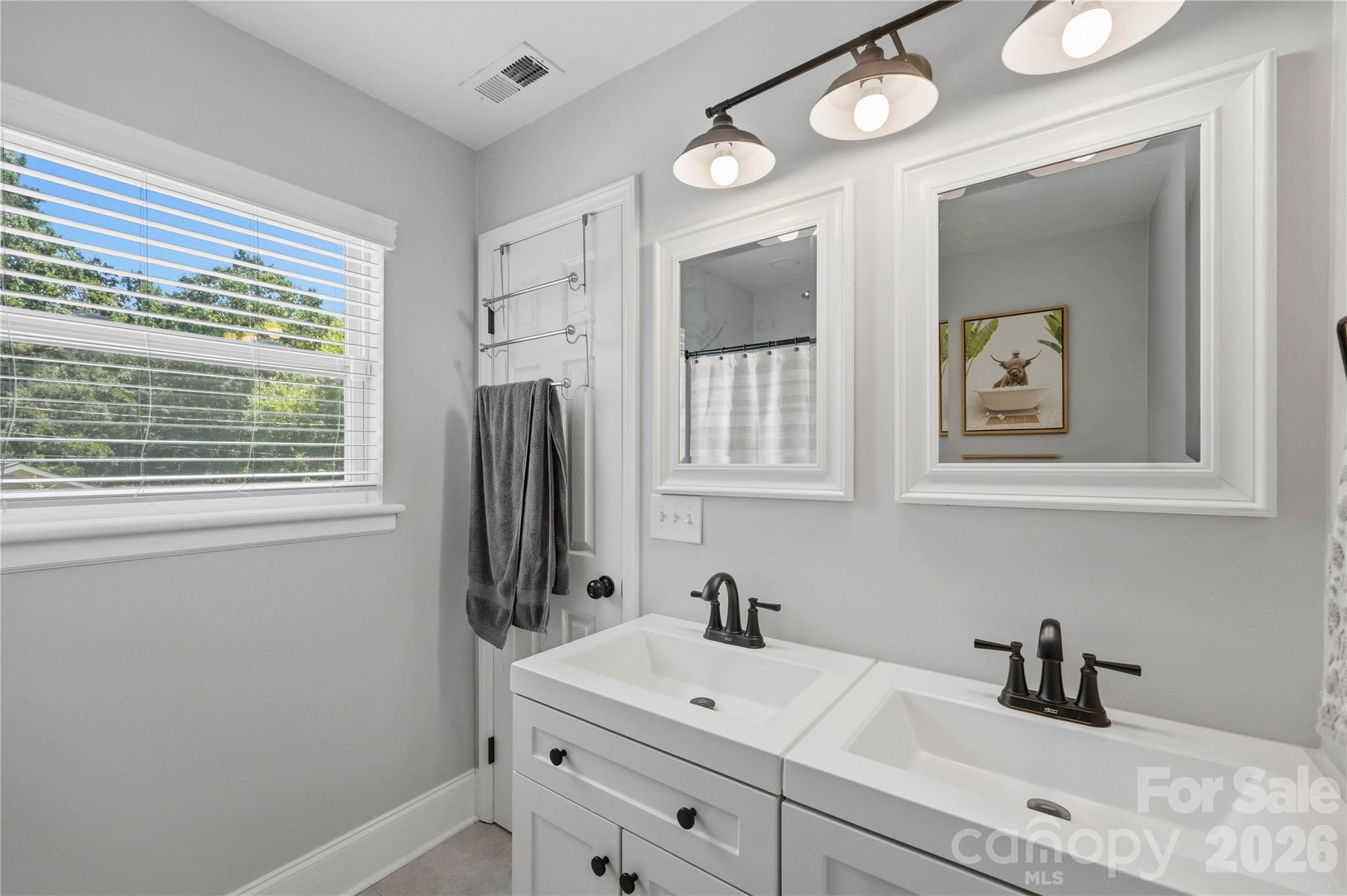 1301 Manchester Lane — Charlotte