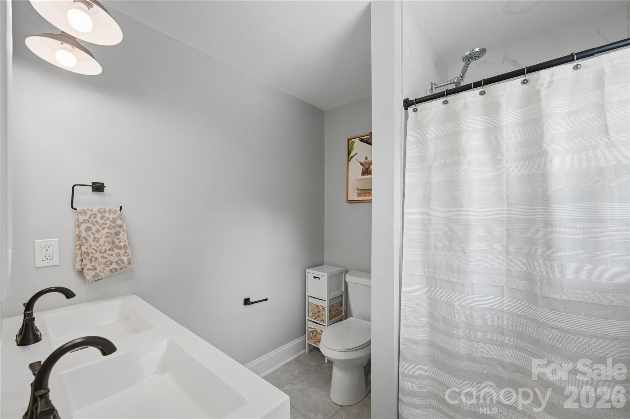1301 Manchester Lane — Charlotte