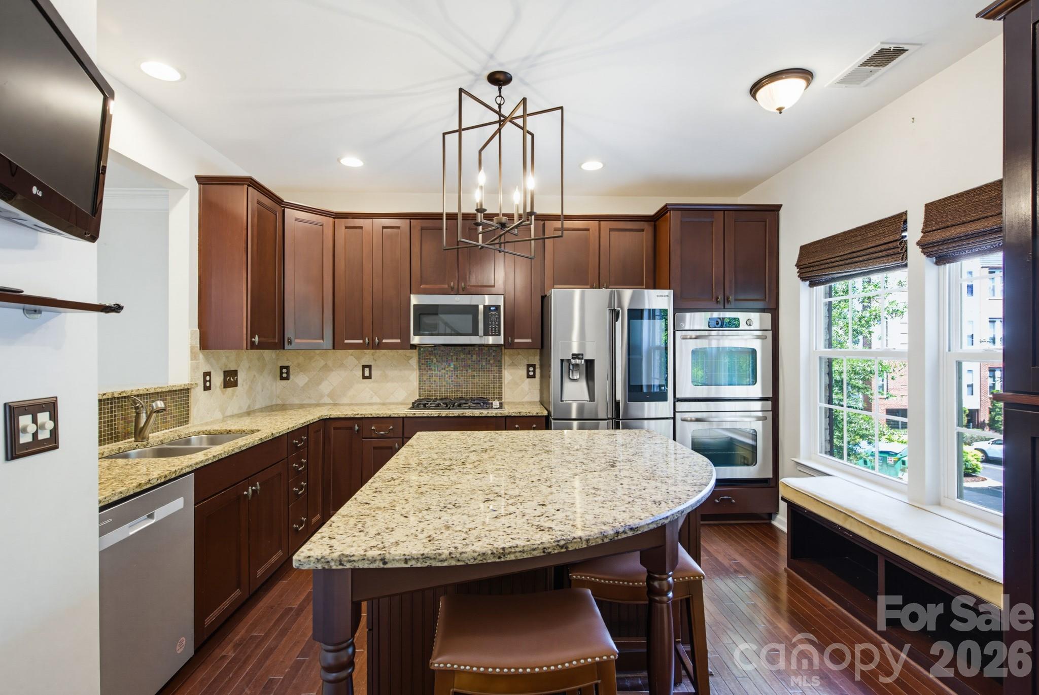 225 Lincoln Street — Charlotte