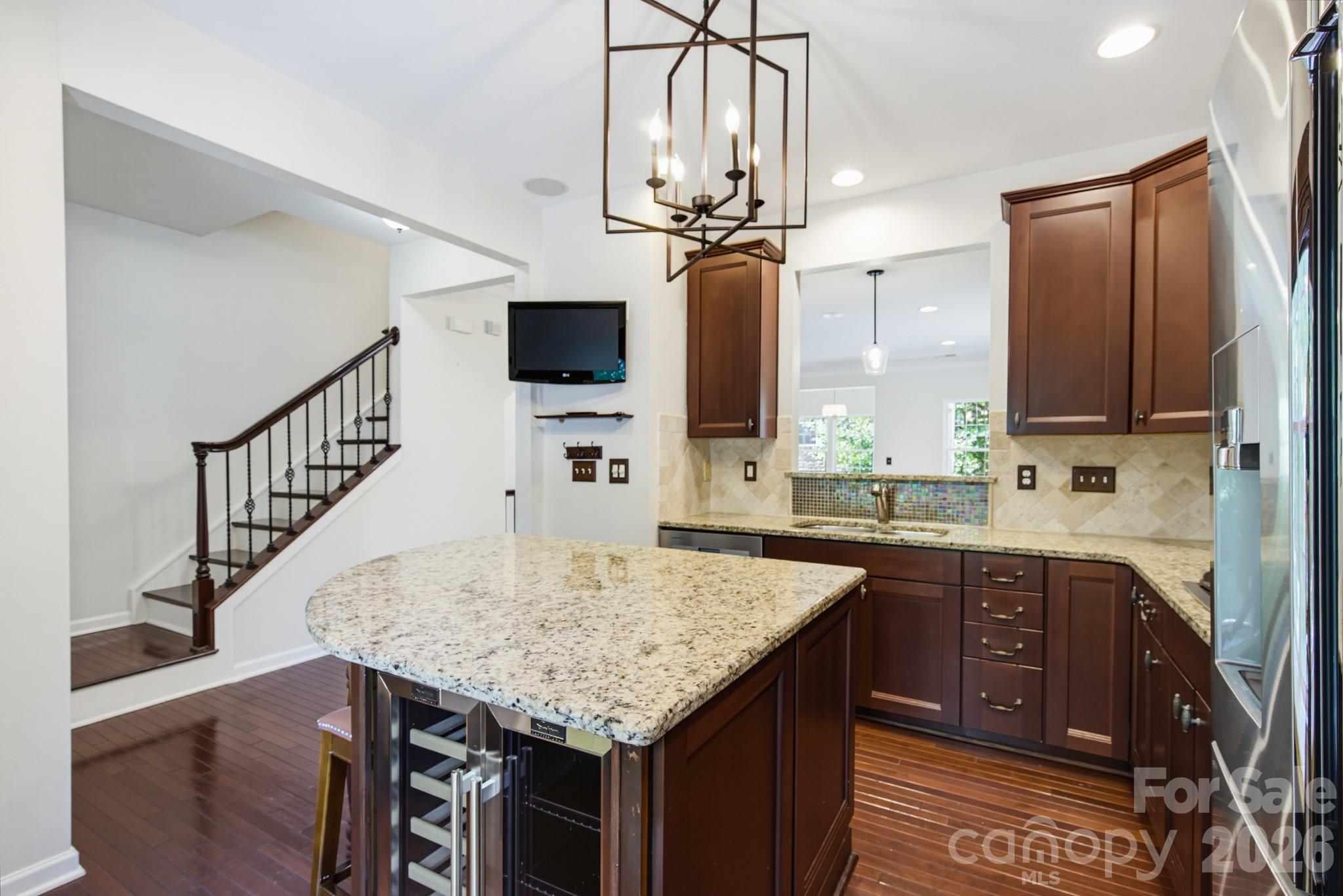 225 Lincoln Street — Charlotte