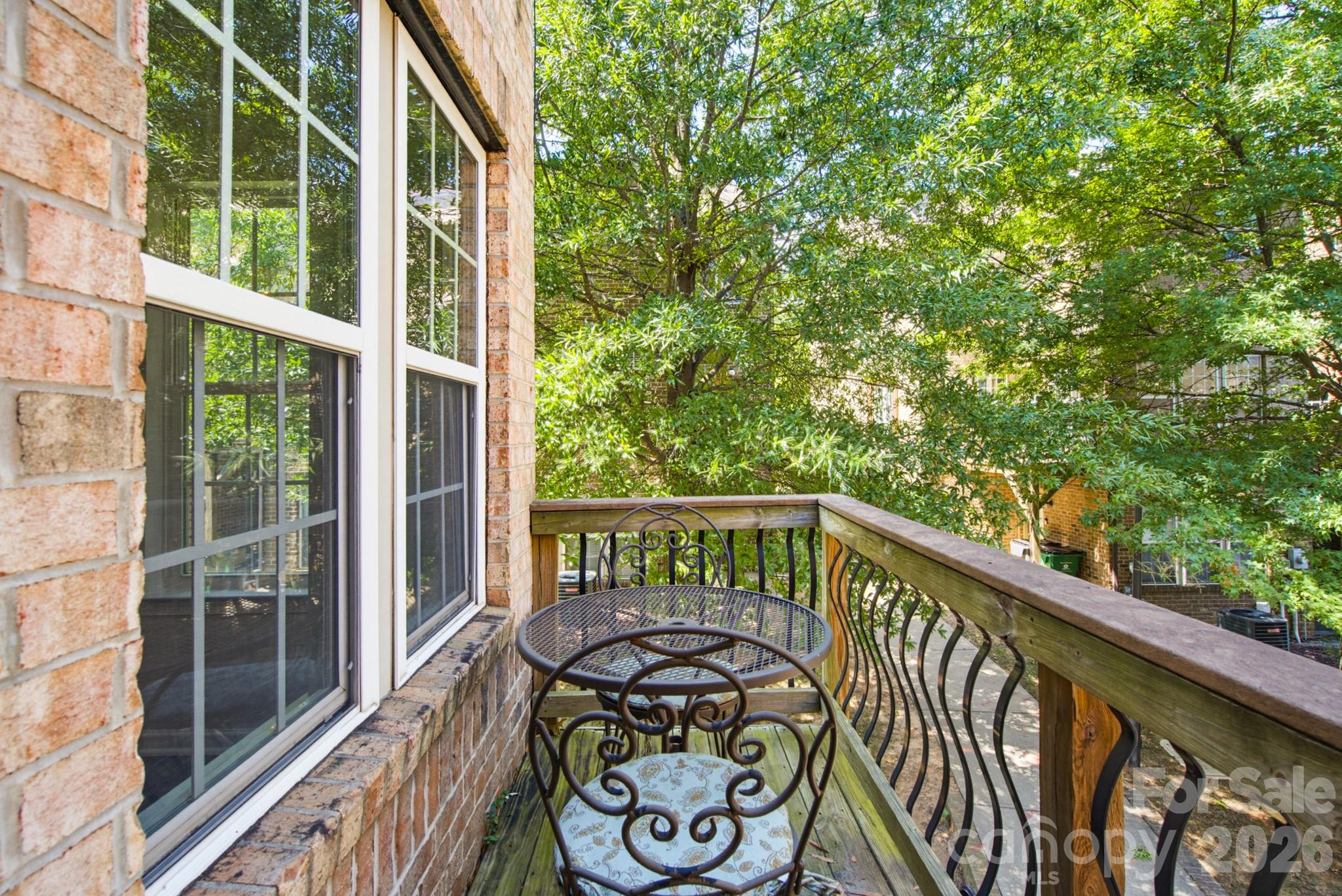 225 Lincoln Street — Charlotte