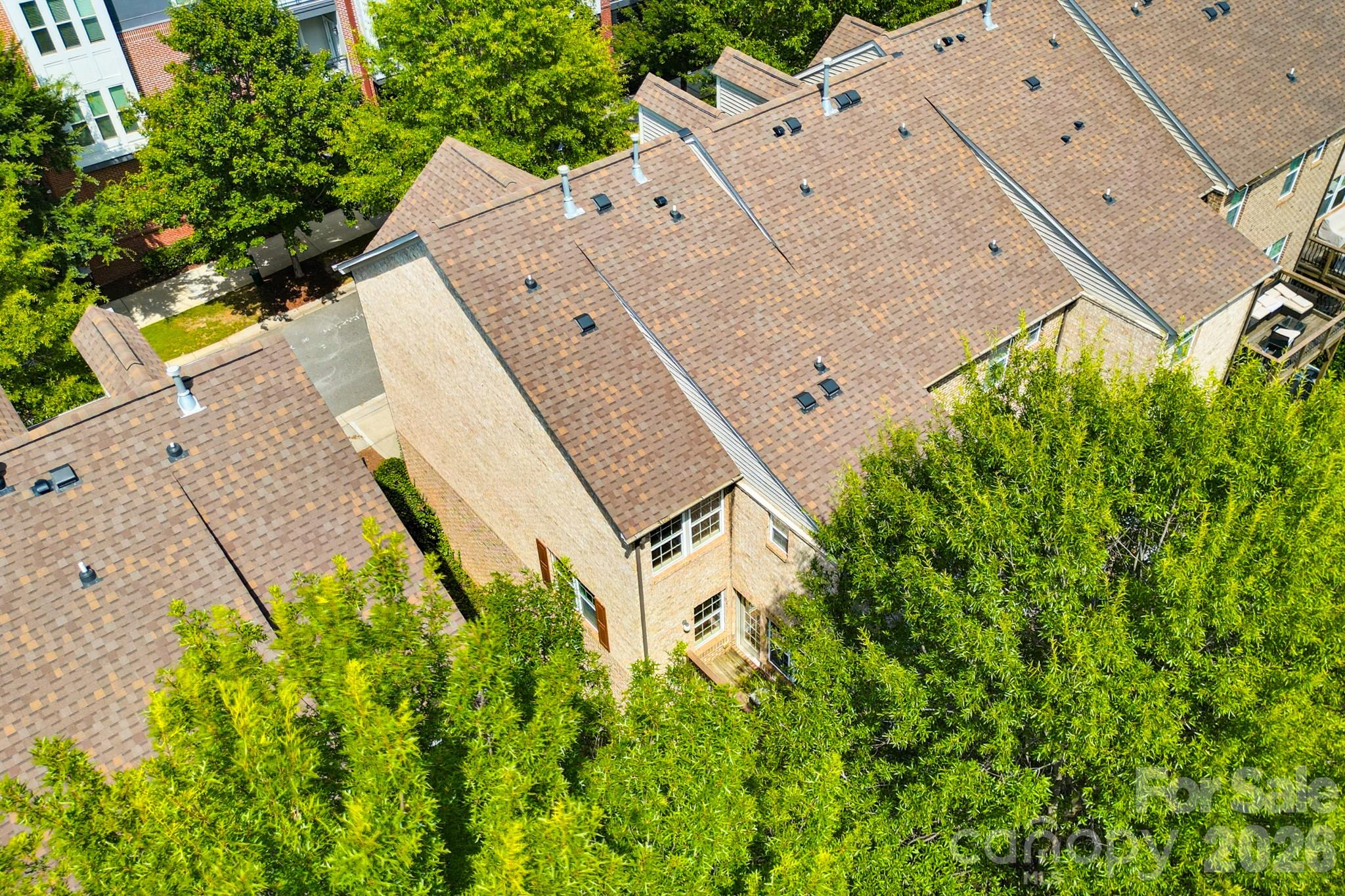 225 Lincoln Street — Charlotte