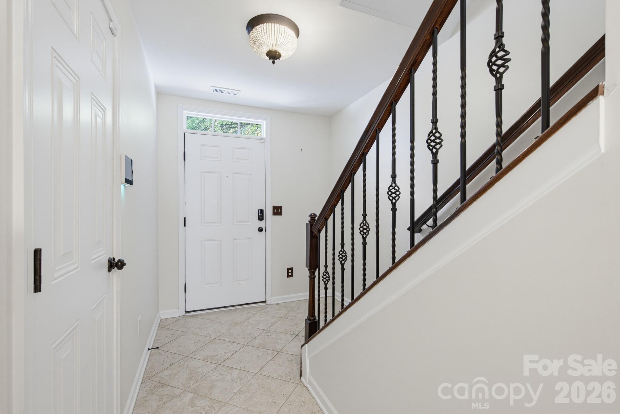 225 Lincoln Street — Charlotte