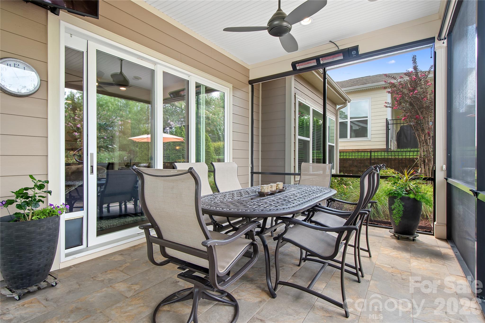 218 Stone Mountain Way — Denver