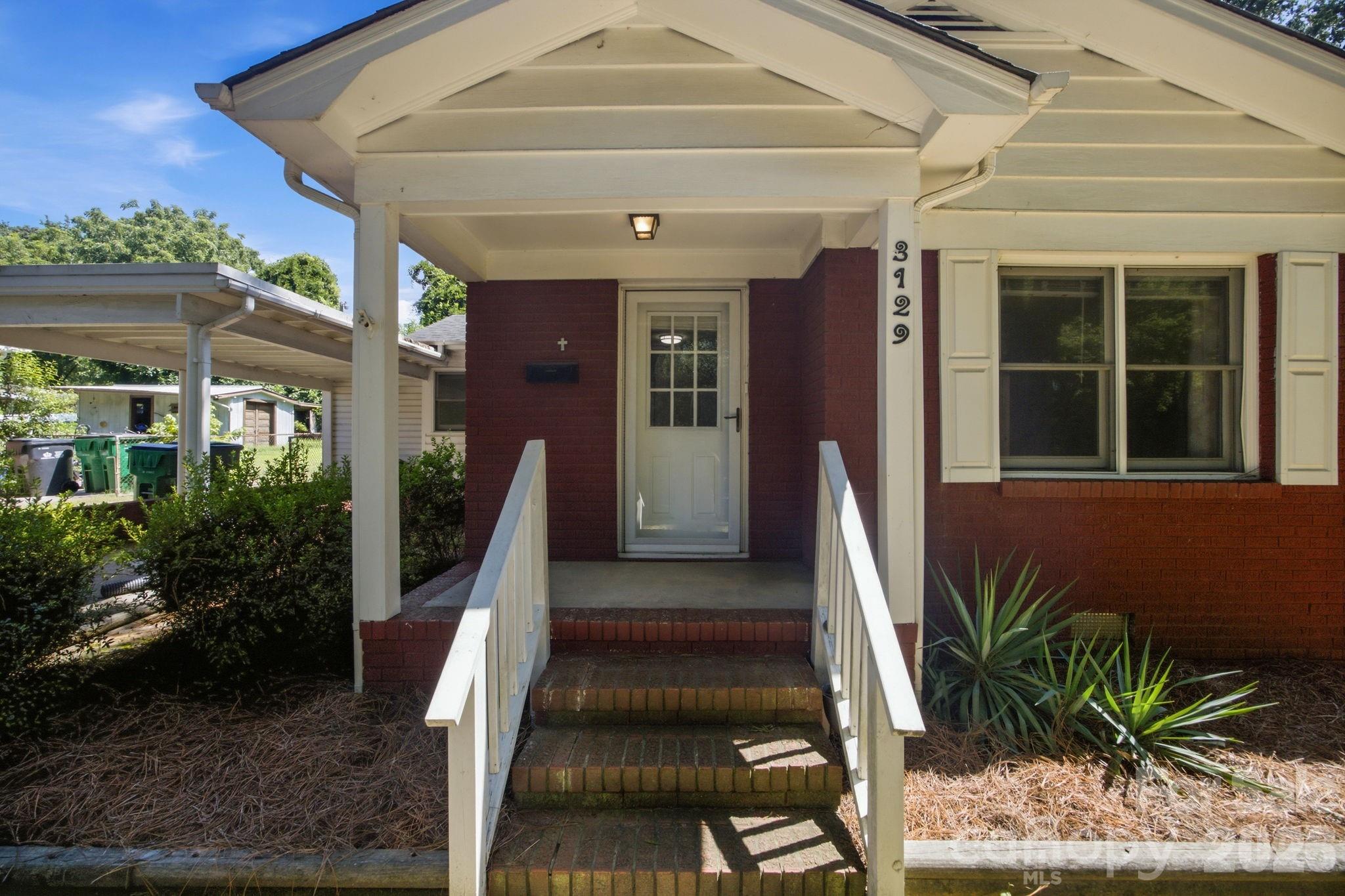3129 Iredell Drive — Charlotte
