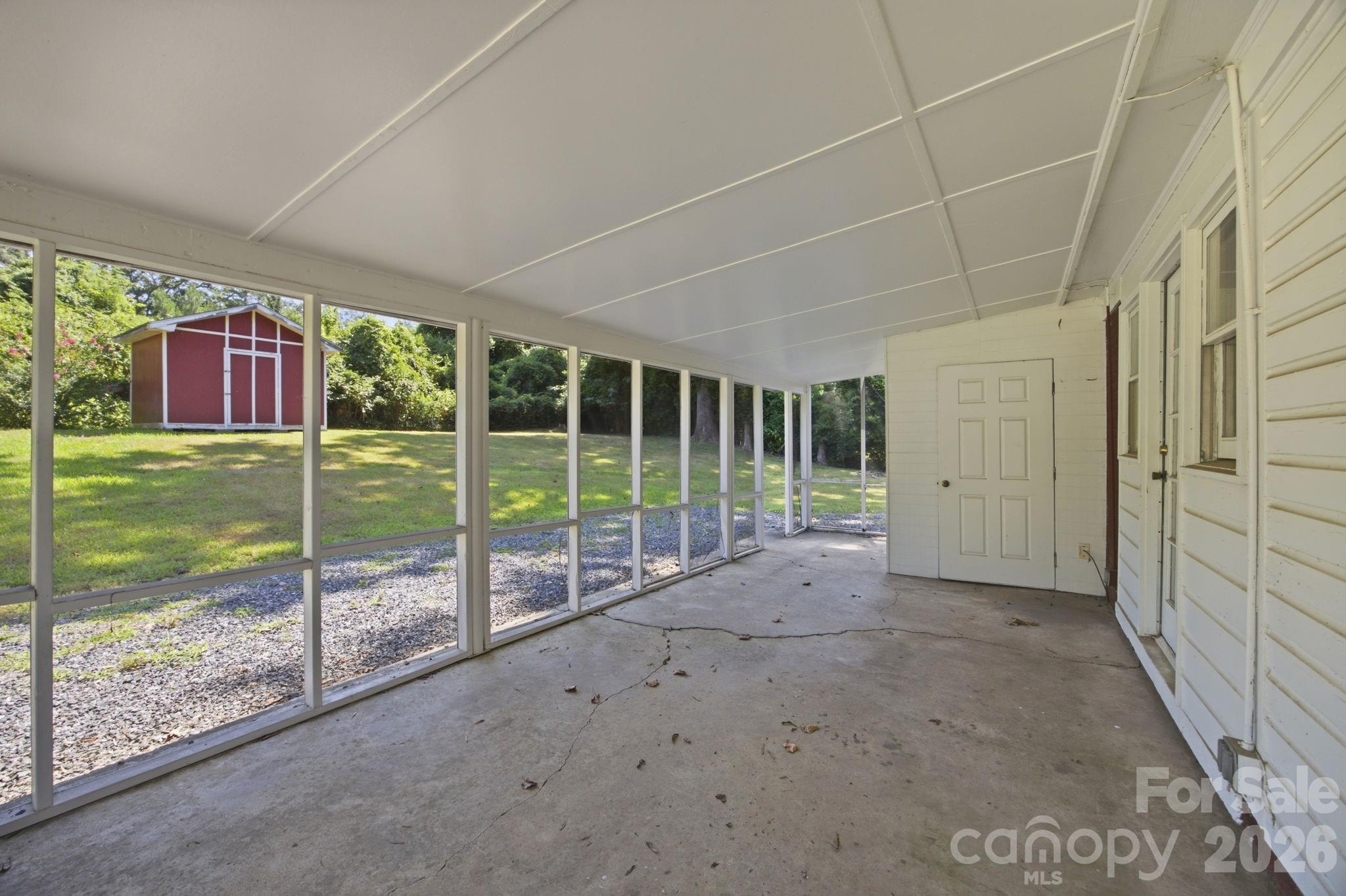3129 Iredell Drive — Charlotte