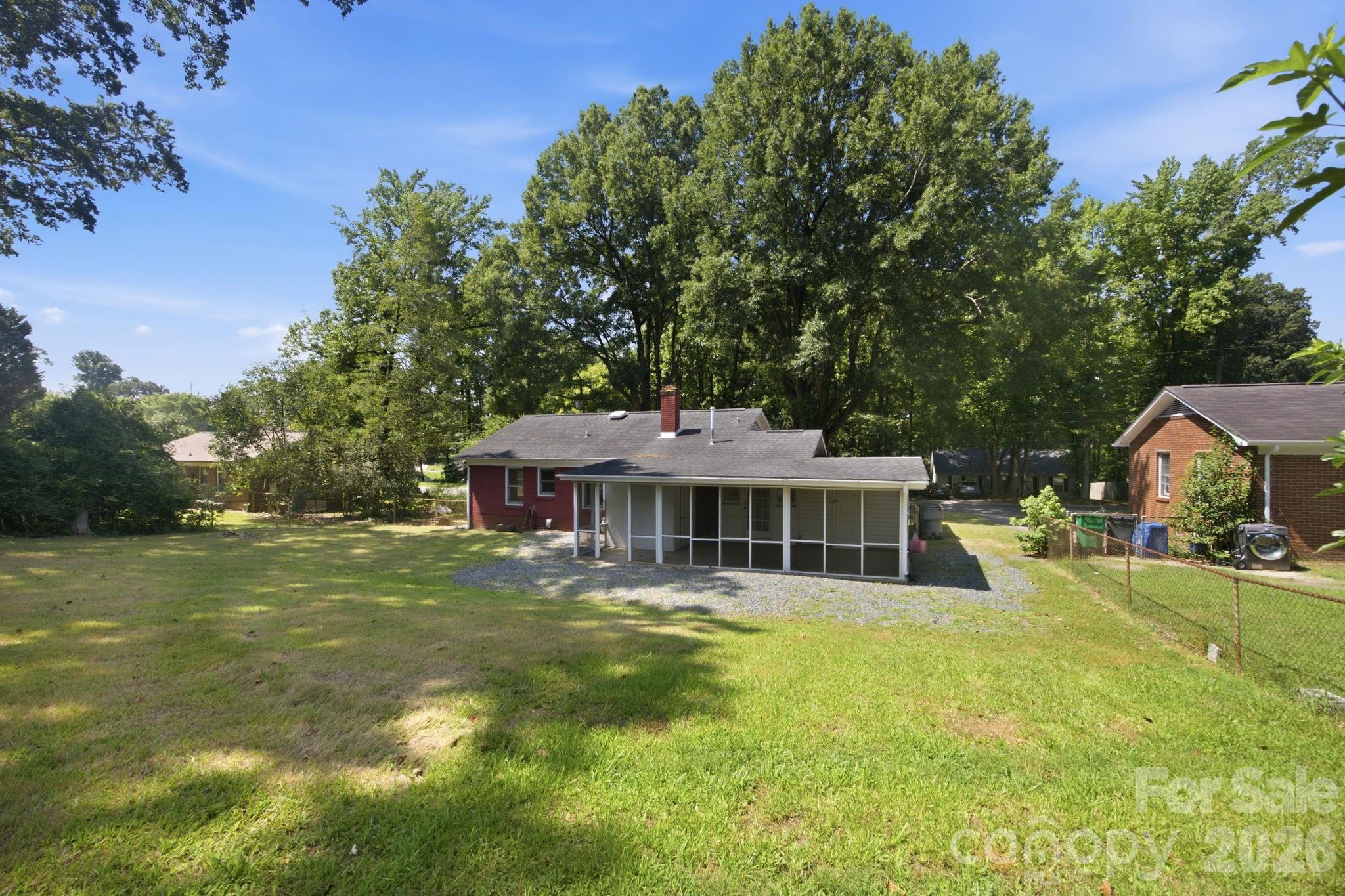 3129 Iredell Drive — Charlotte