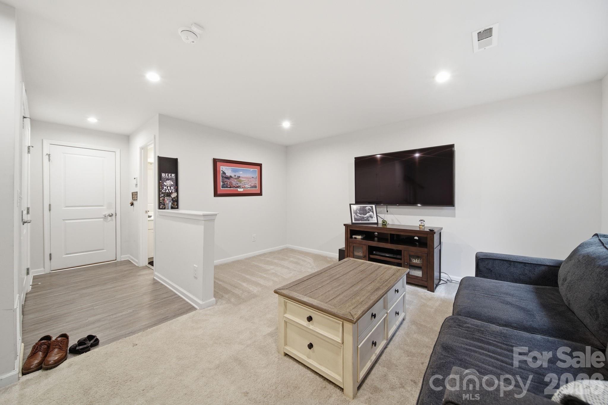 11741 Blessington Road — Huntersville