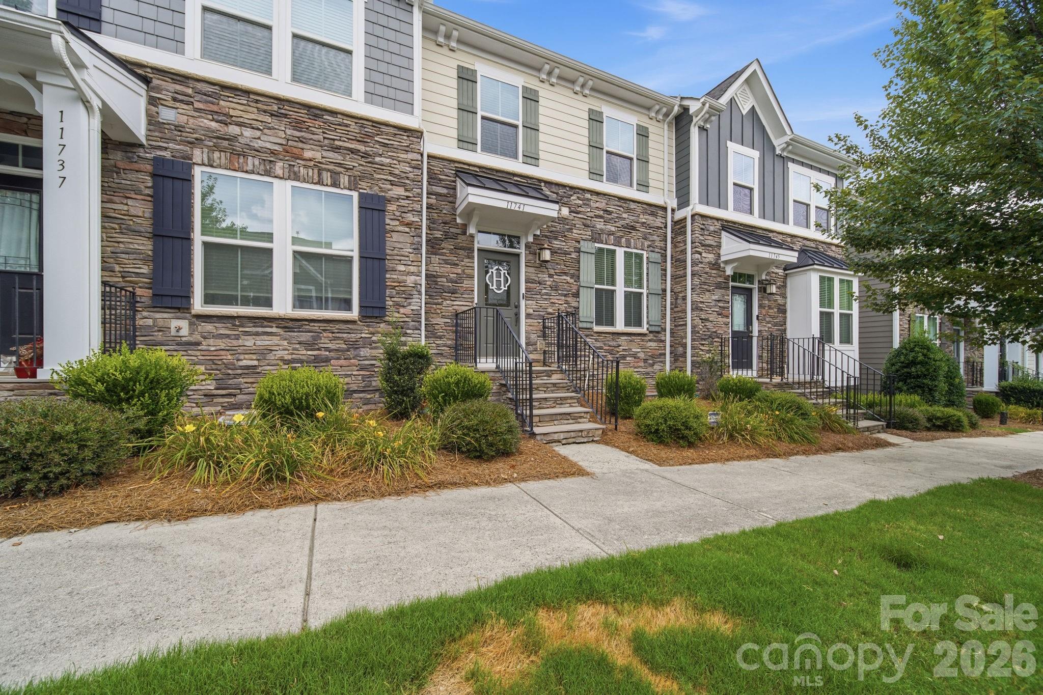11741 Blessington Road — Huntersville