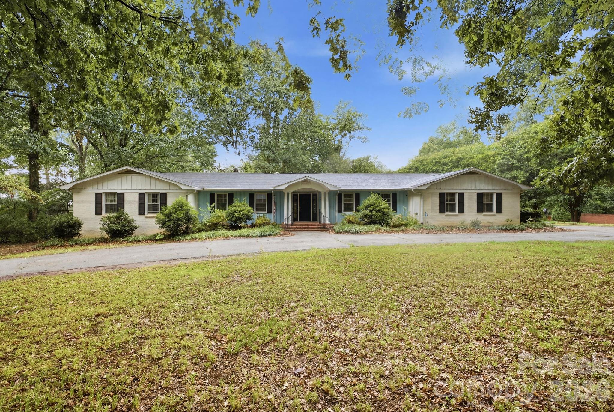 108 Augusta Drive — Statesville