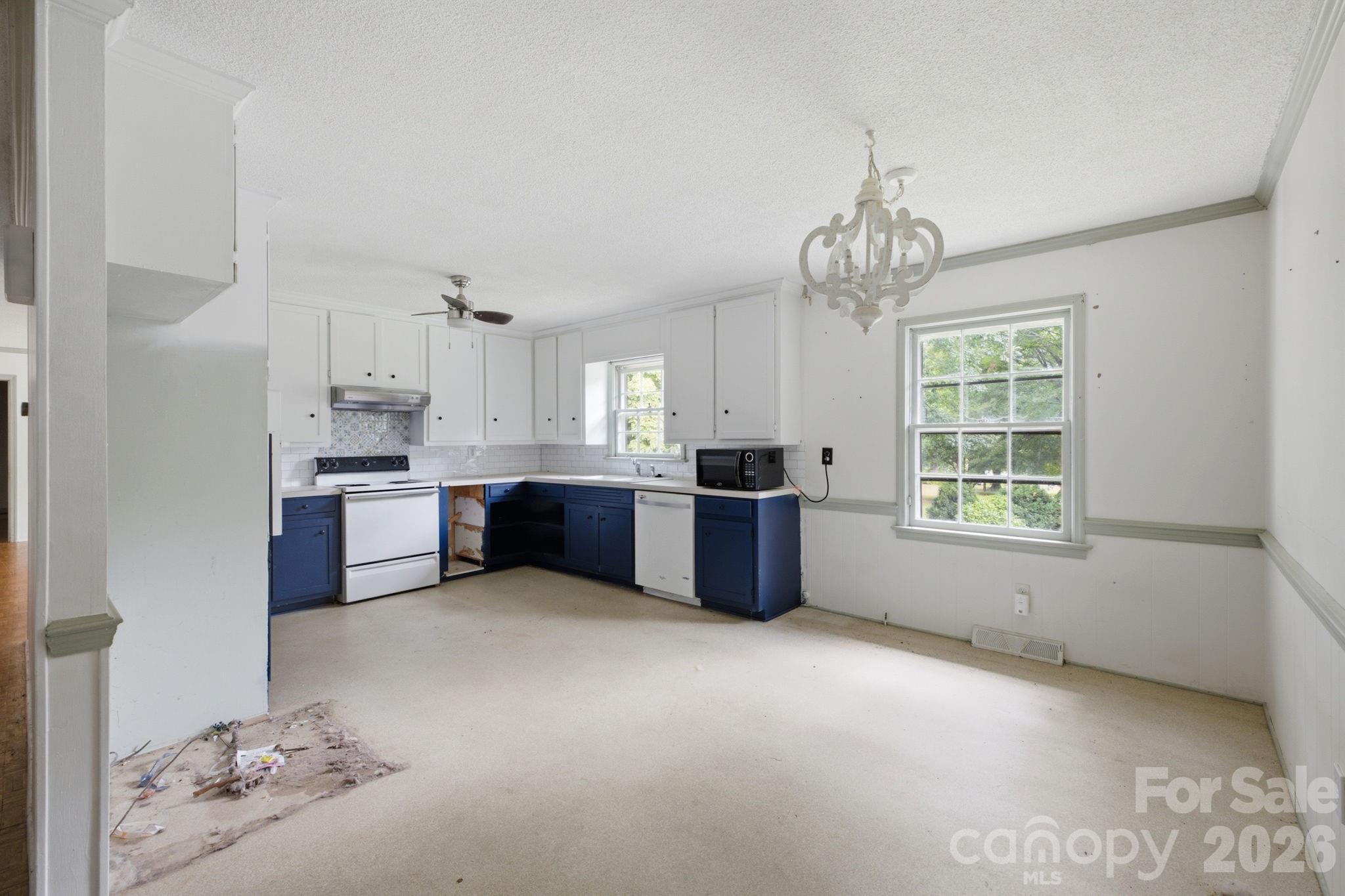 108 Augusta Drive — Statesville