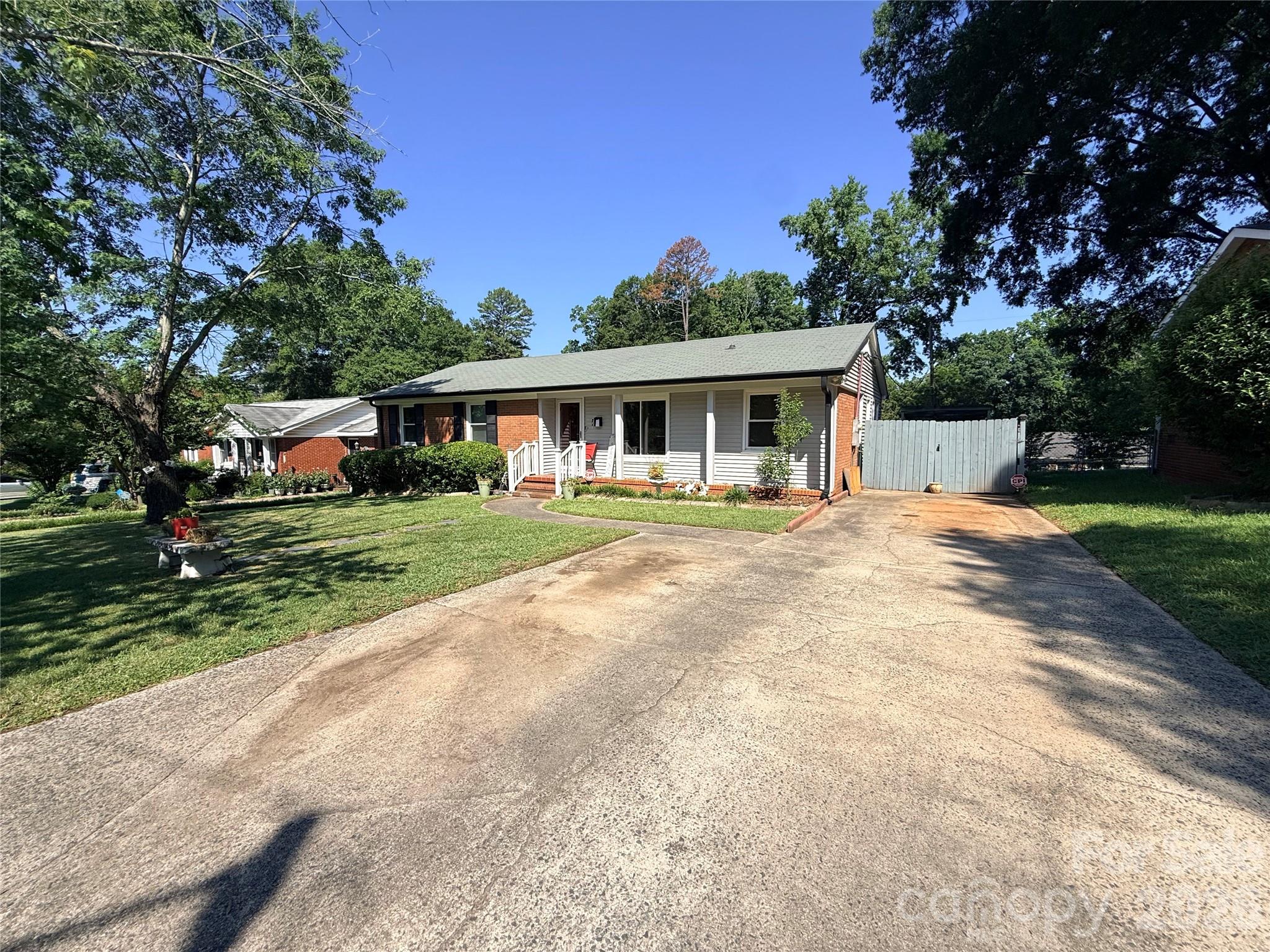 3626 Seaman Drive — Charlotte