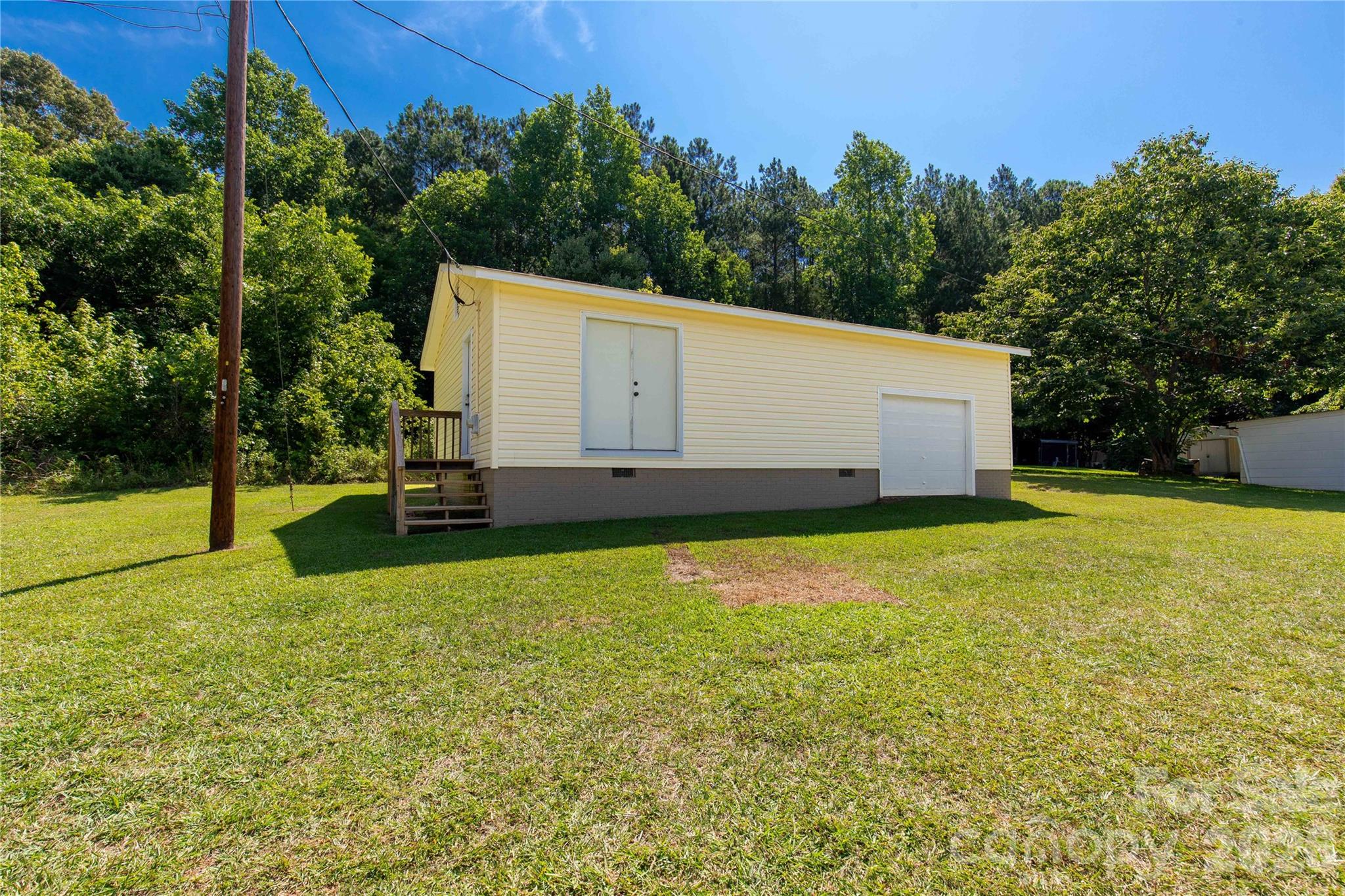 151 Old Gregory Lane — Lancaster