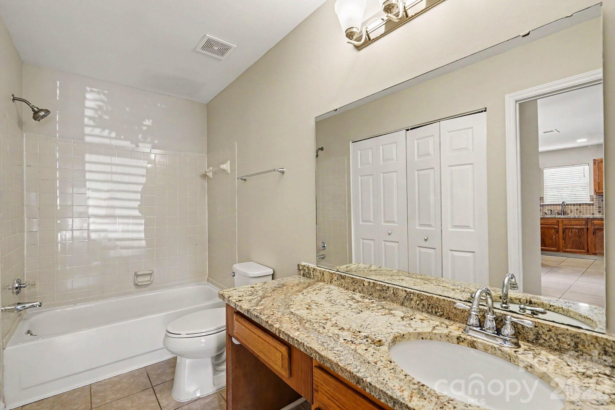 8260 Golf Ridge Drive — Charlotte