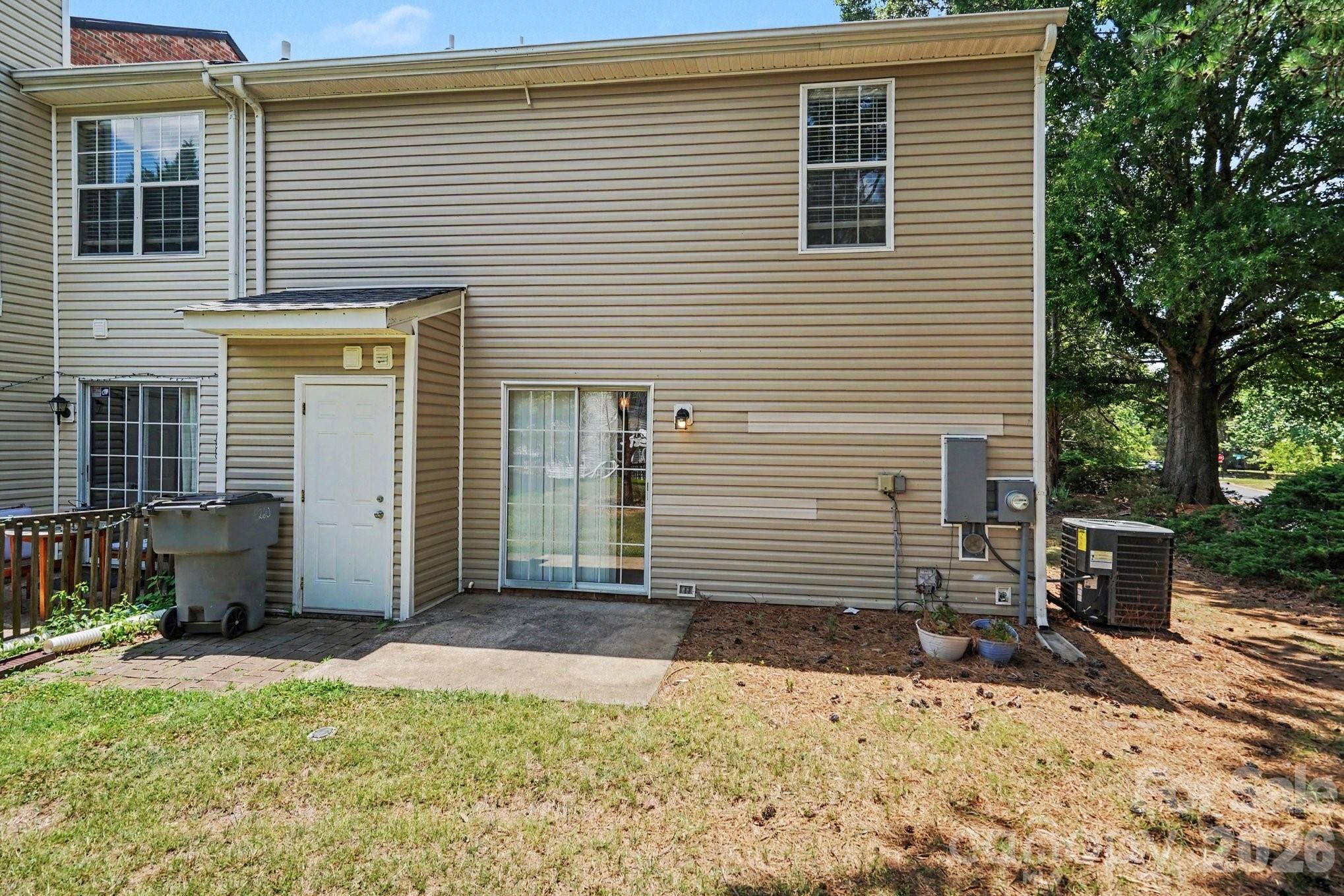 8260 Golf Ridge Drive — Charlotte