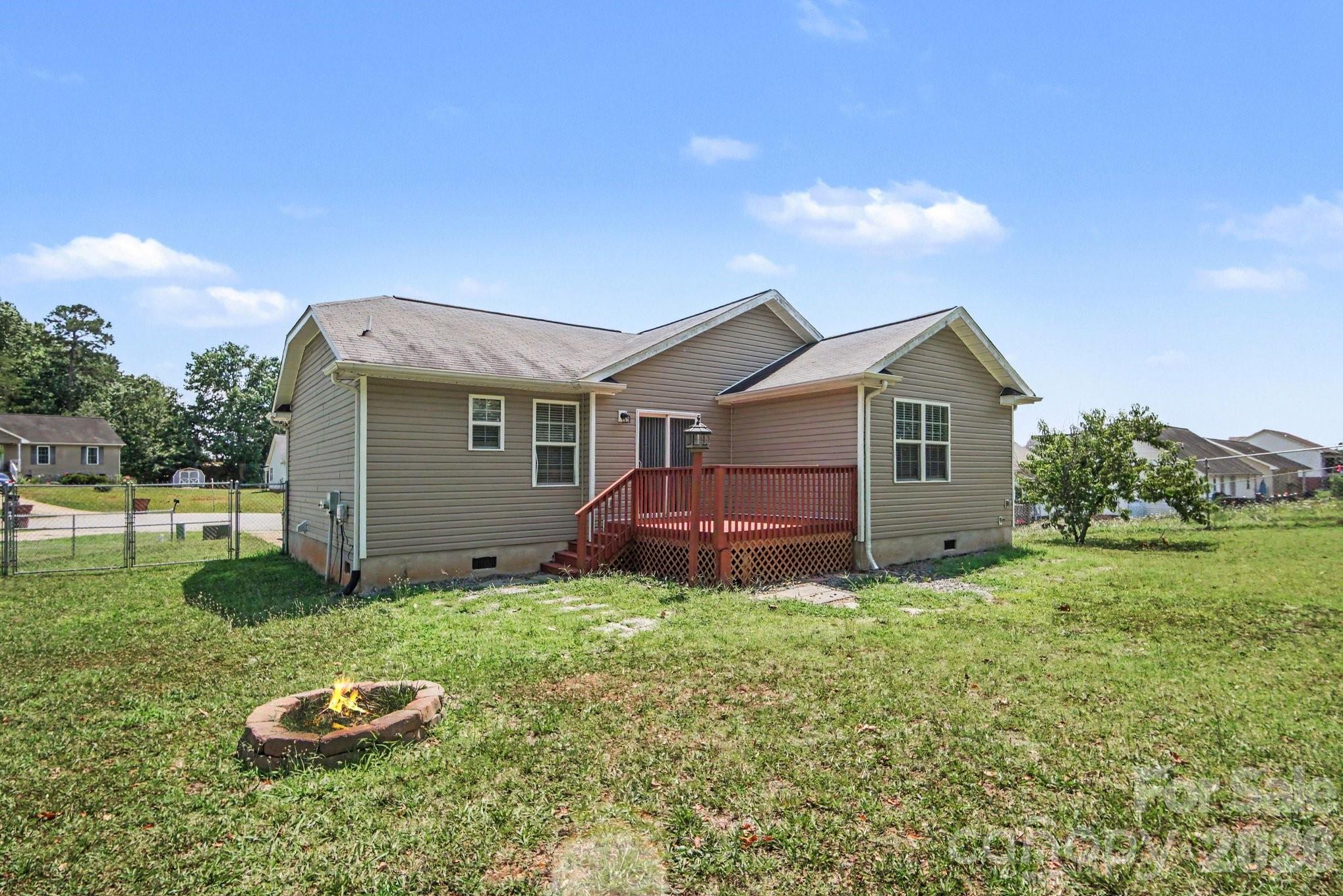 257 Periwinkle Street — Lincolnton