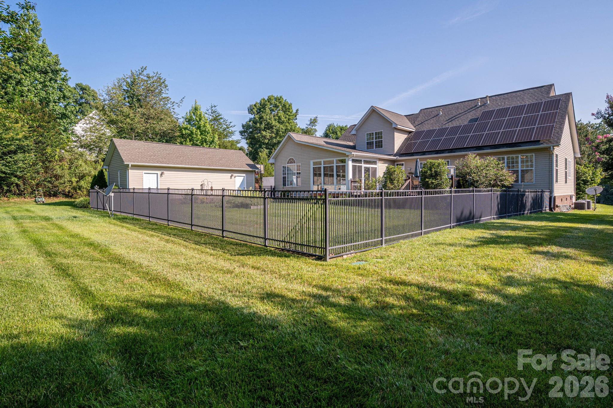 961 Colleton Meadow Drive #37 — Clover